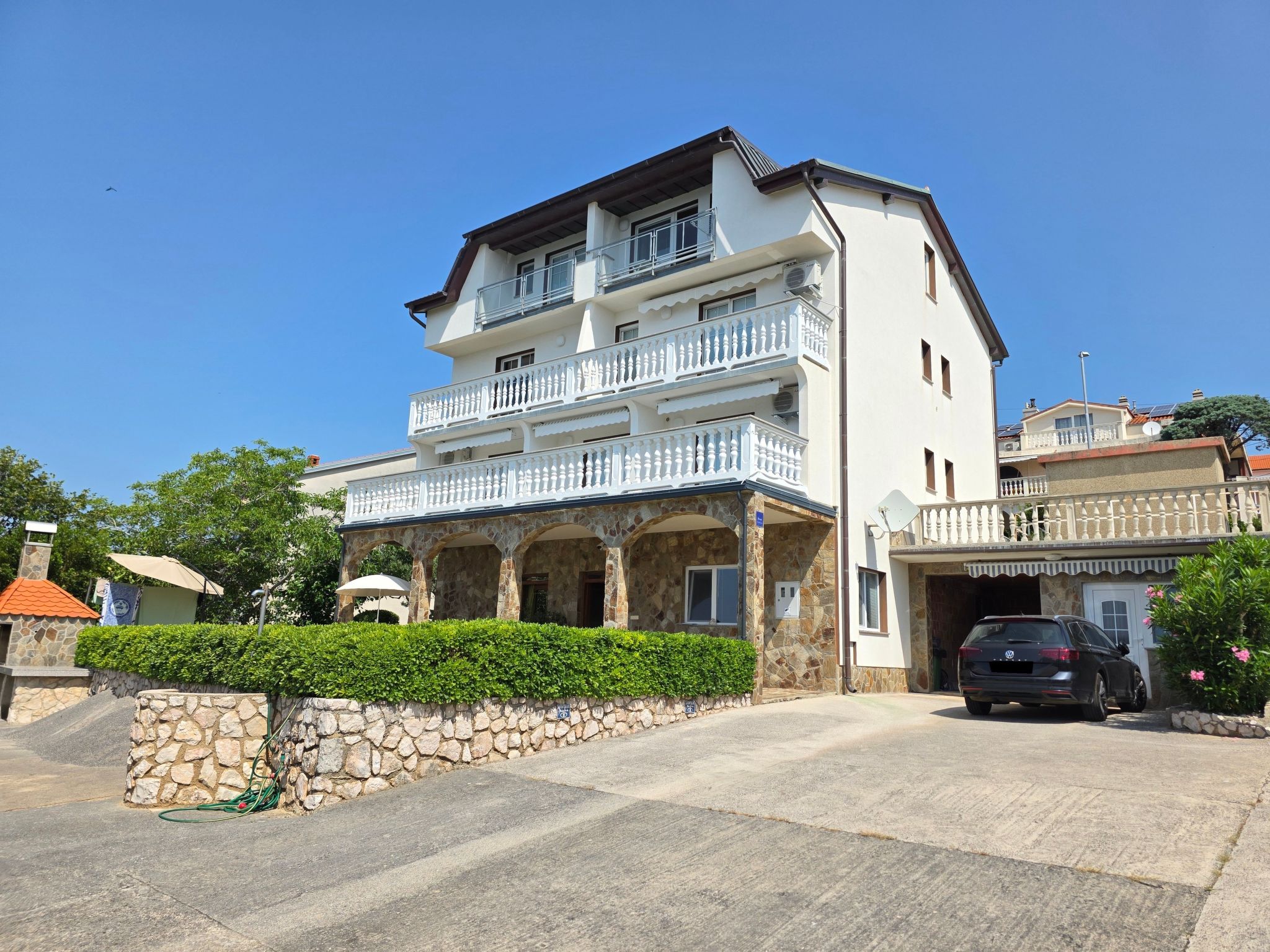 Wohnung mit Balkon, 150 m vom Strand entfernt-Binnen