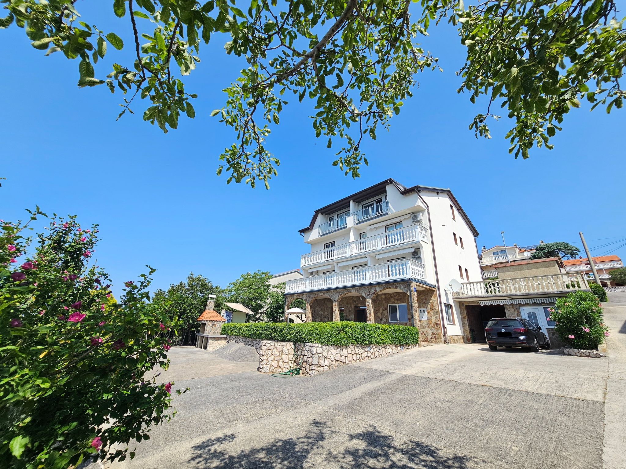 Wohnung mit Balkon, 150 m vom Strand entfernt-Binnen