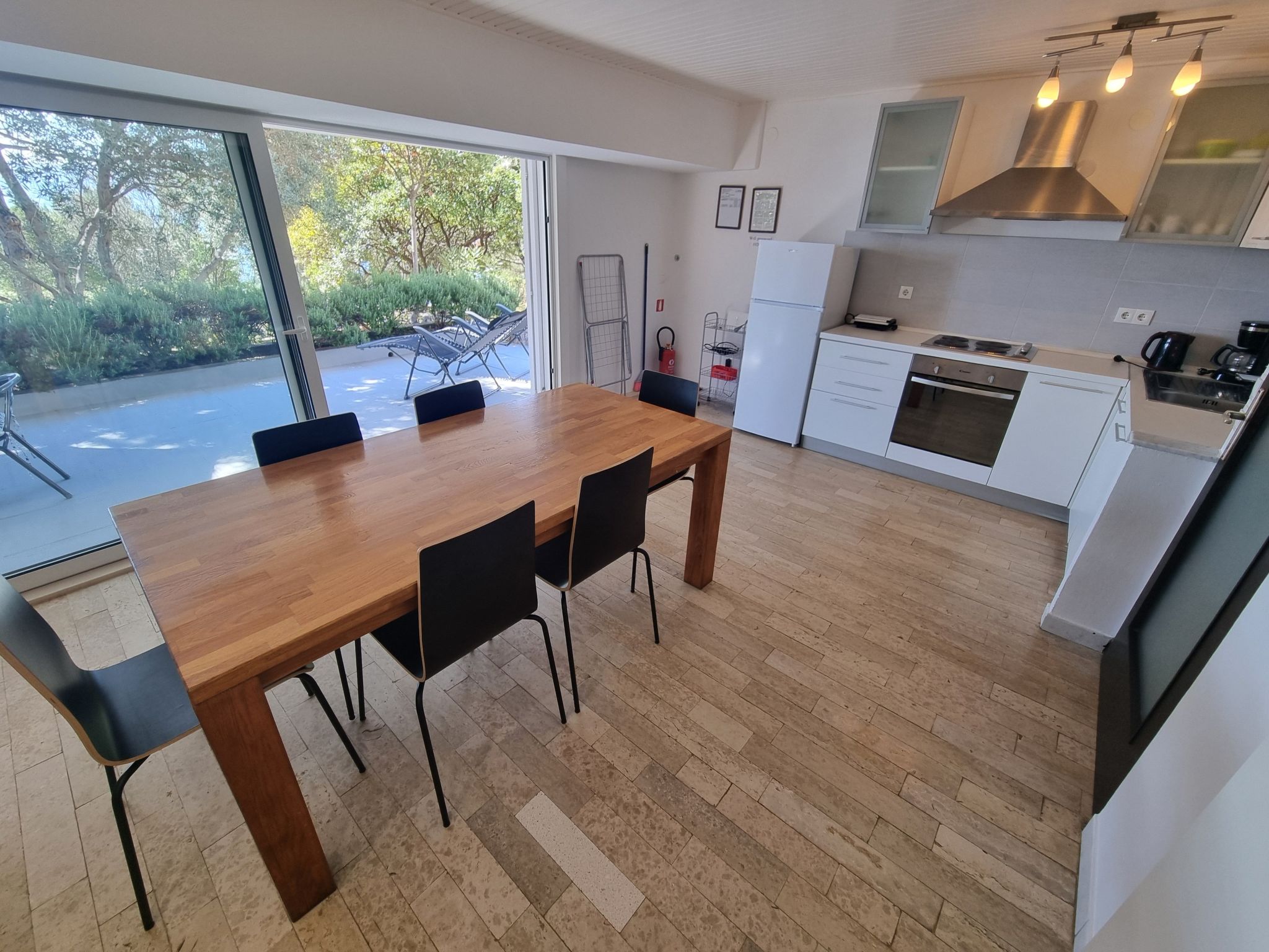 Villa Mediteranea direkt am Meer-Binnen