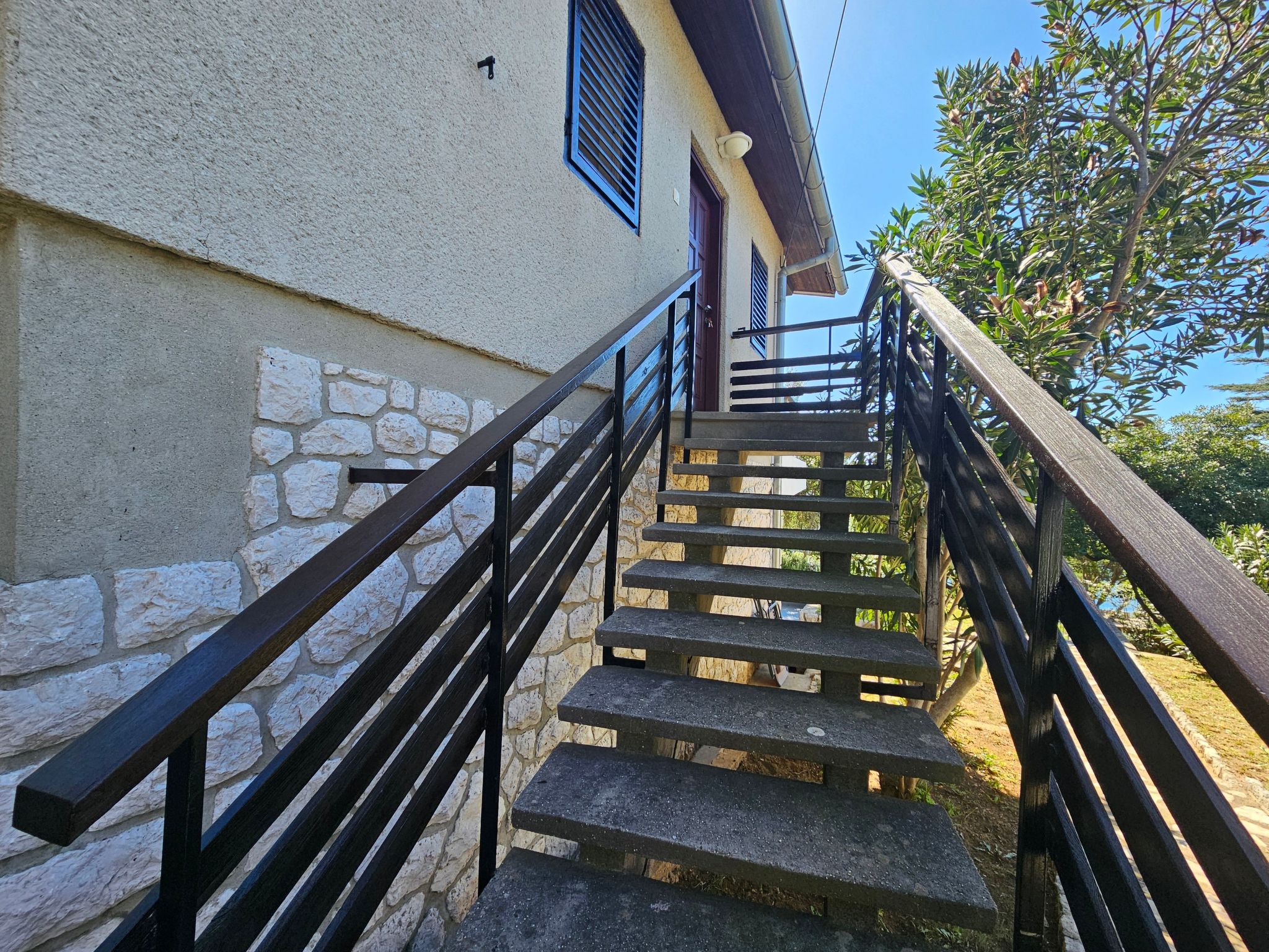 Villa Mediteranea direkt am Meer-Binnen