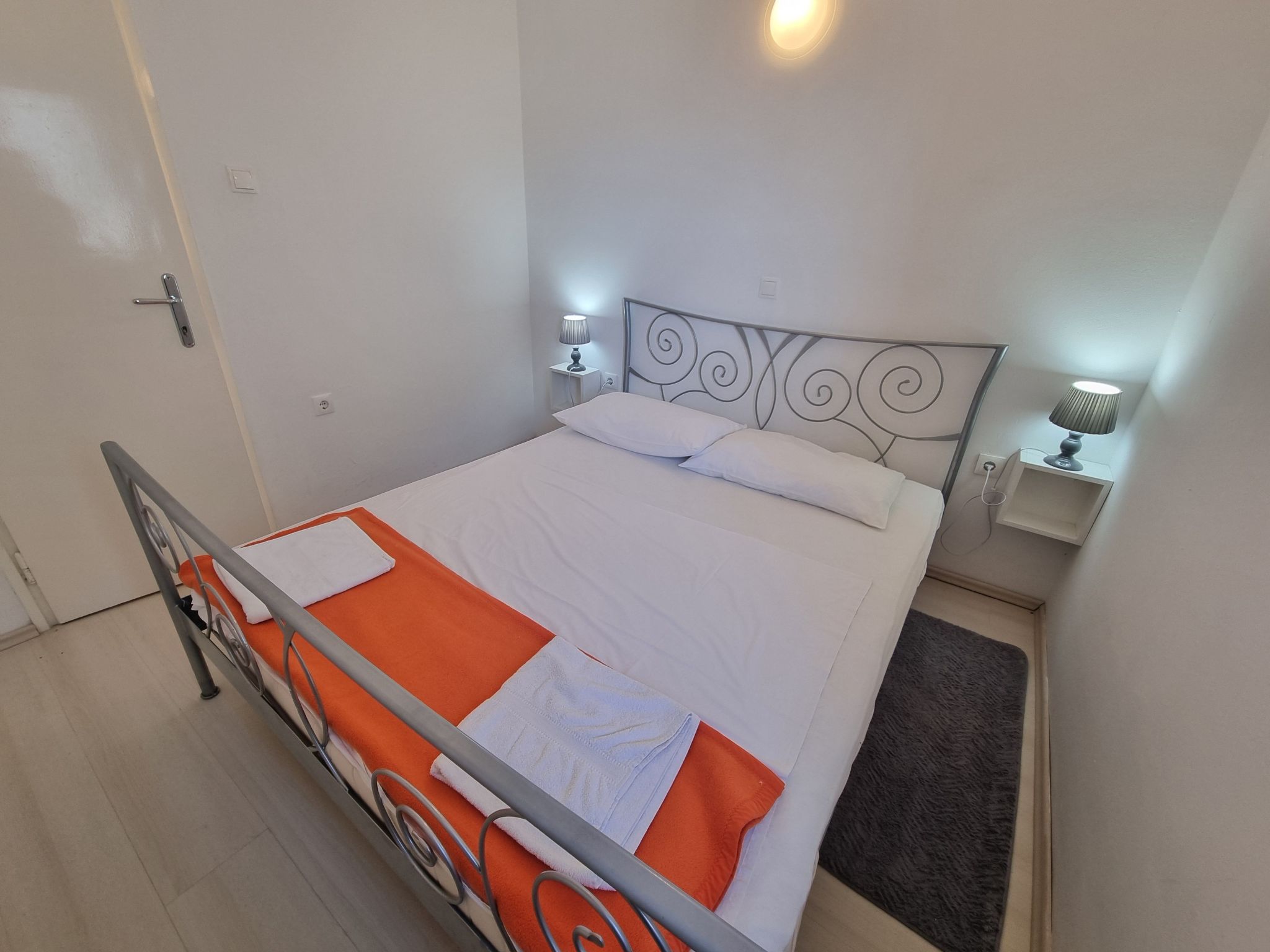 Villa Mediteranea direkt am Meer-Binnen