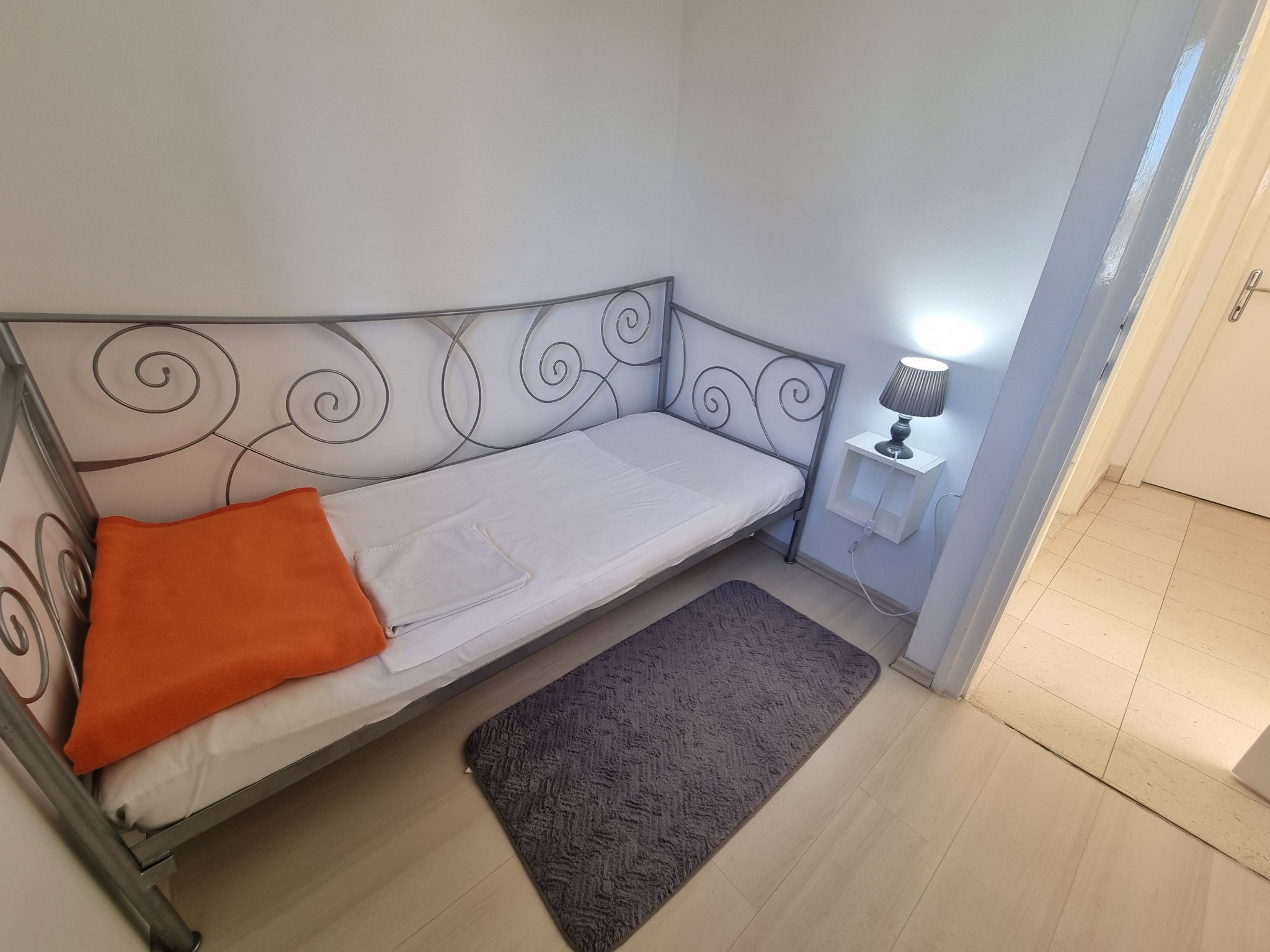 Villa Mediteranea direkt am Meer-Binnen