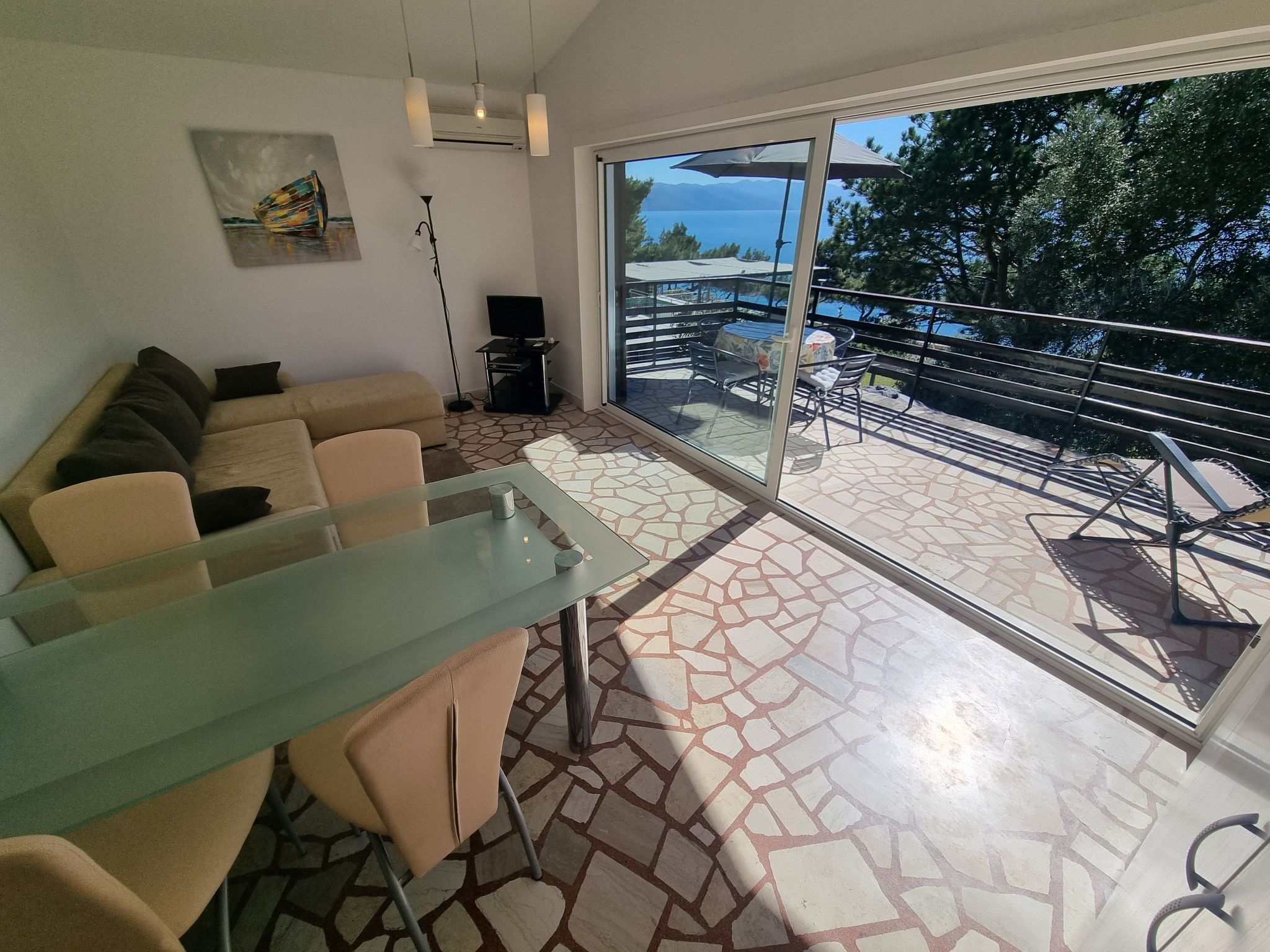 Villa Mediteranea direkt am Meer-Binnen