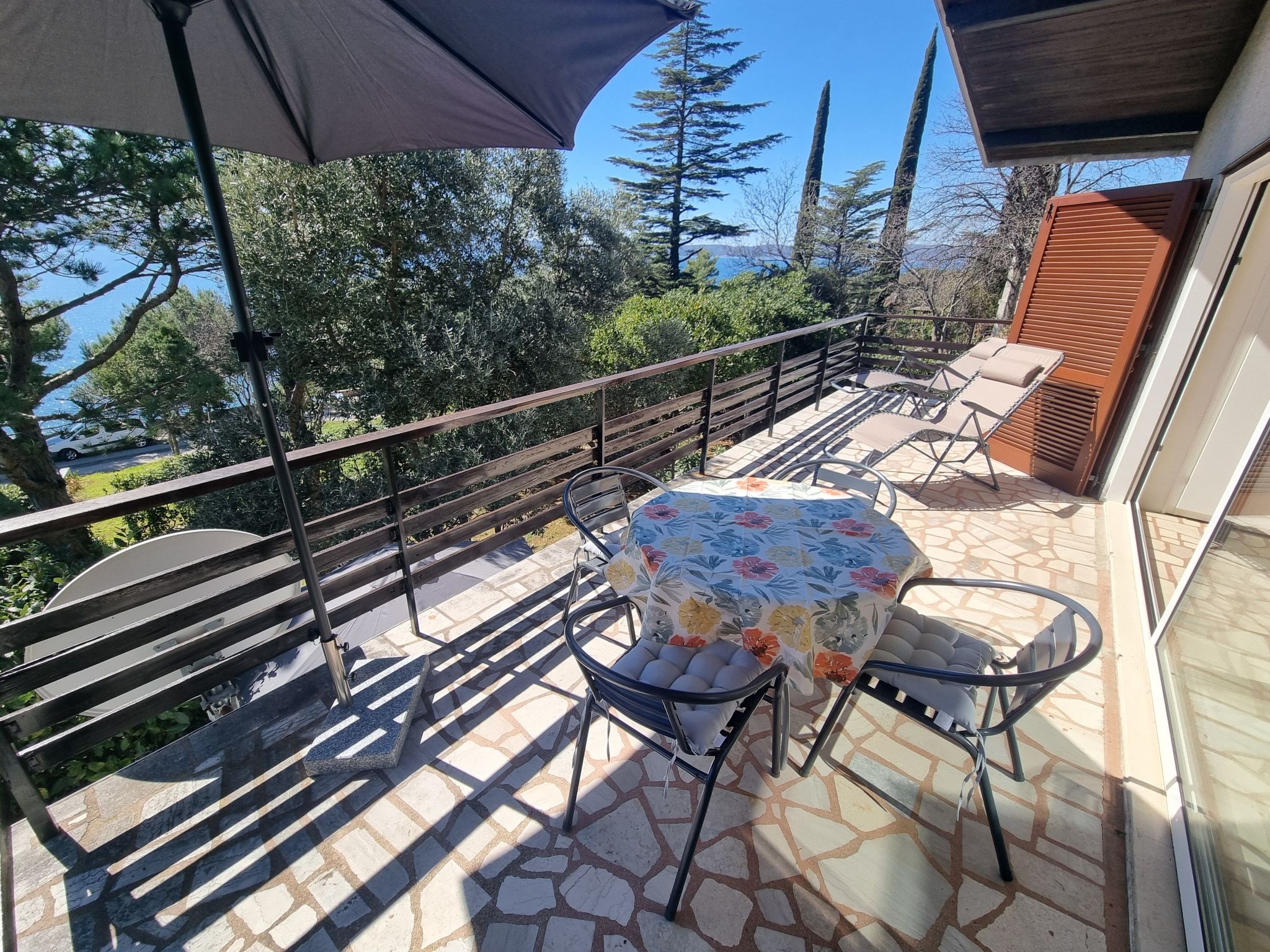 Villa Mediteranea direkt am Meer-Binnen