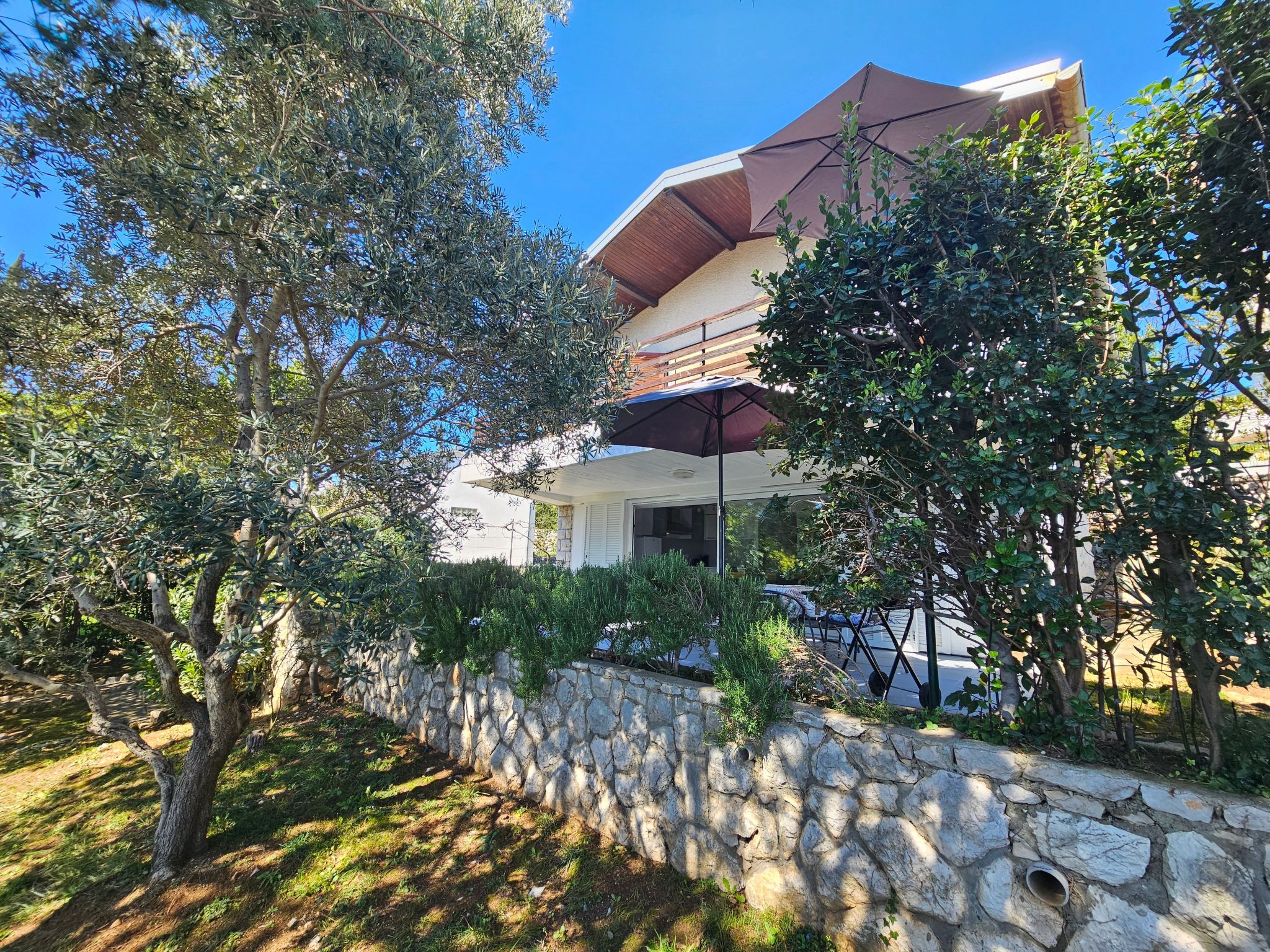 Villa Mediteranea direkt am Meer-Binnen