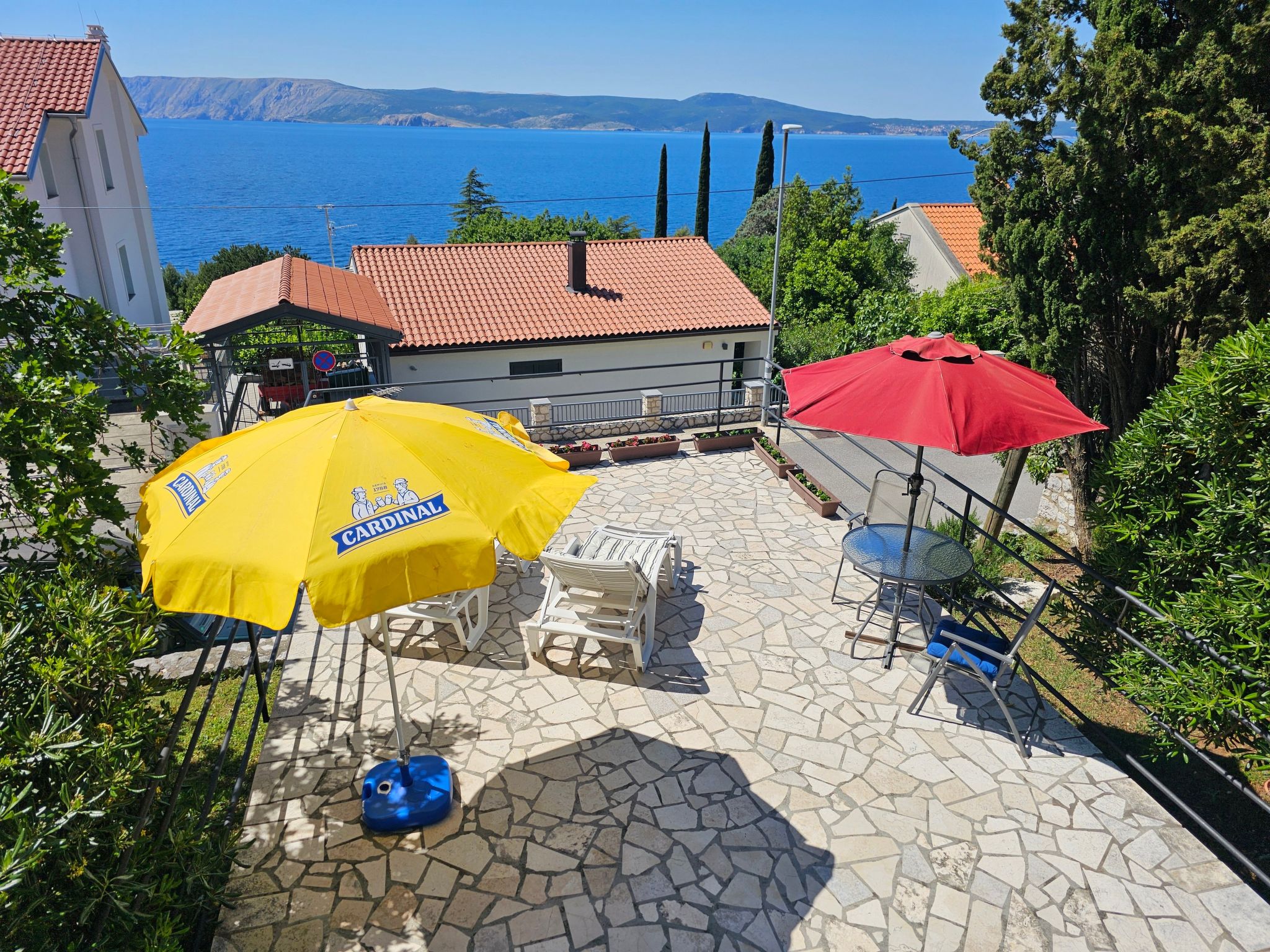 Wohnung mit Terrasse, Grill, Parkplatz-Binnen