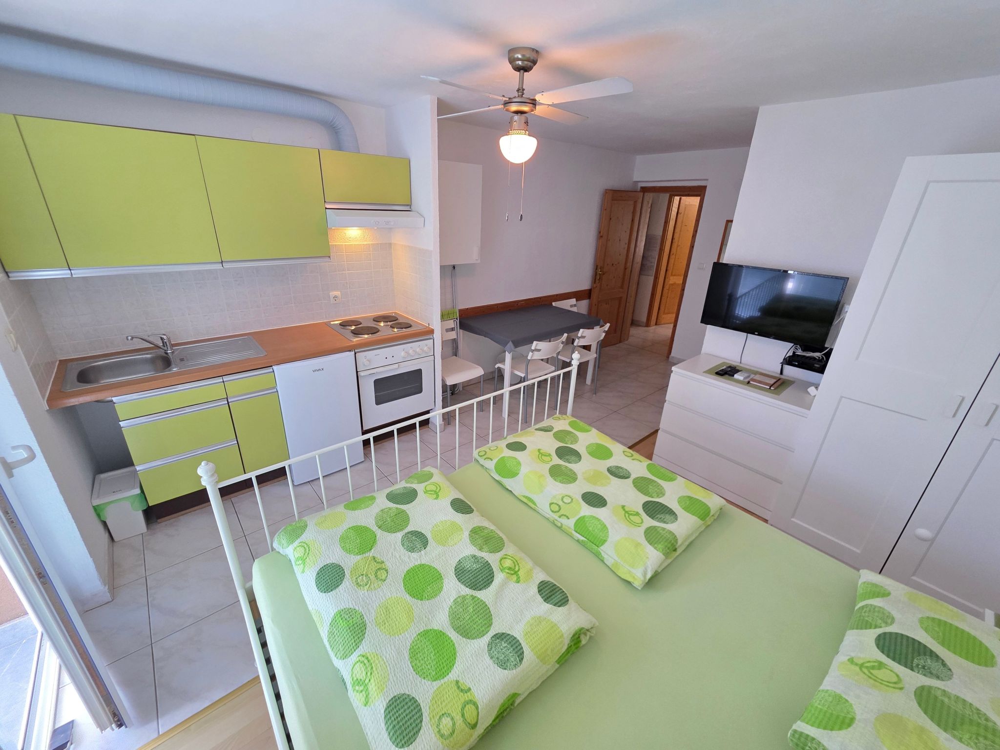 Wohnung für 4 Personen, 150m vom Strand entfernt-Binnen