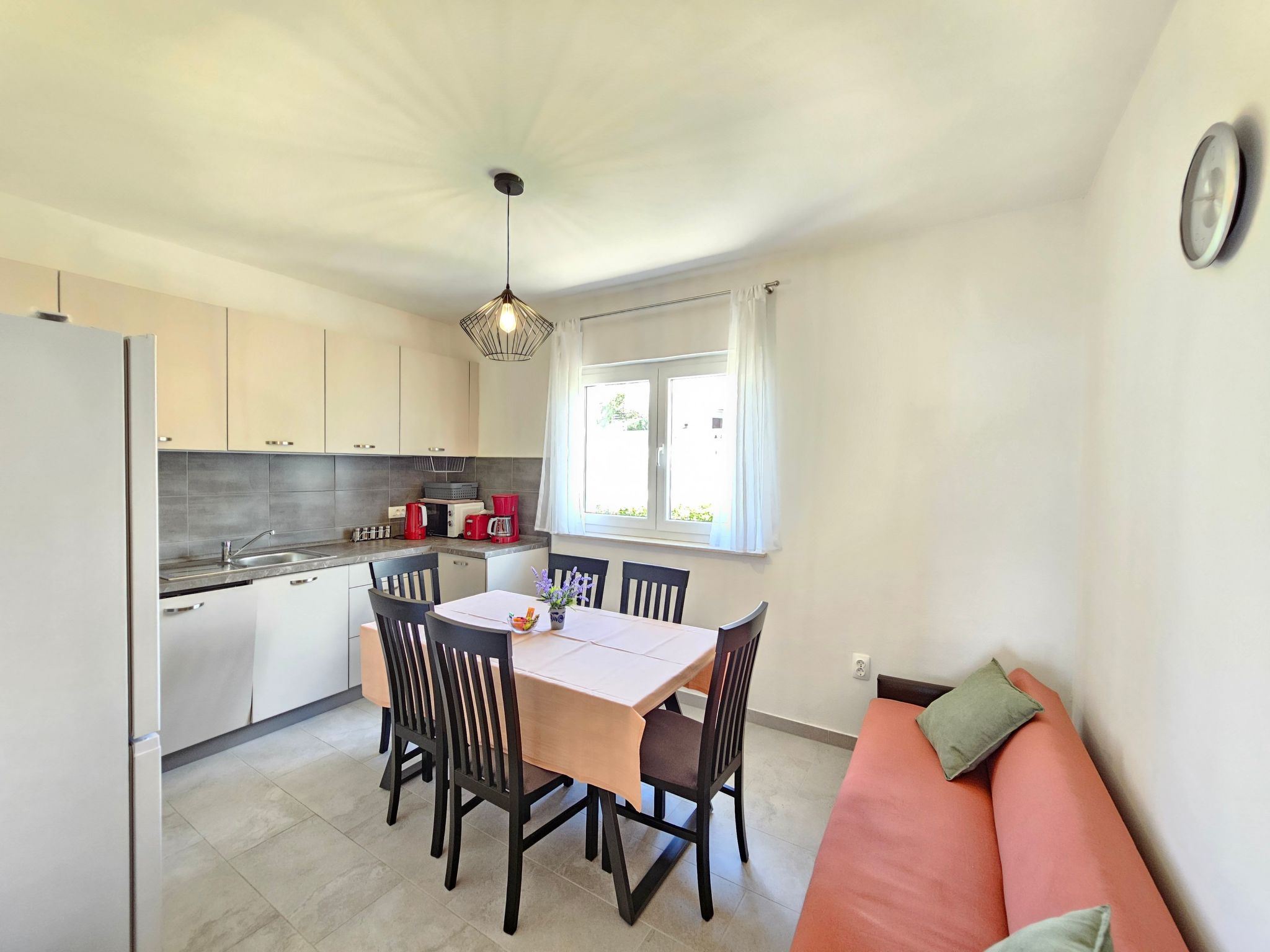 Wohnung für 7 Personen mit Terrasse und Meerblick-Binnen