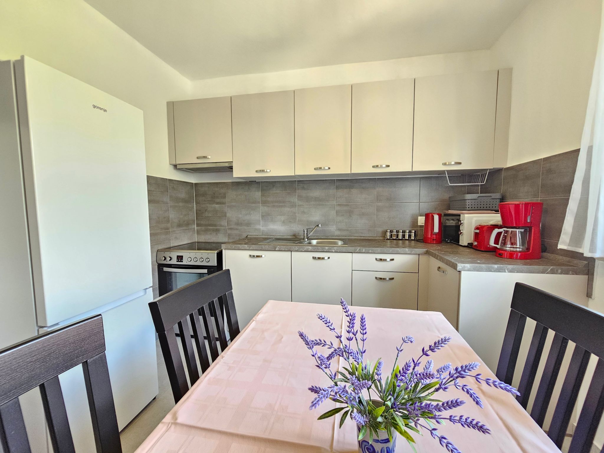 Wohnung für 7 Personen mit Terrasse und Meerblick-Binnen