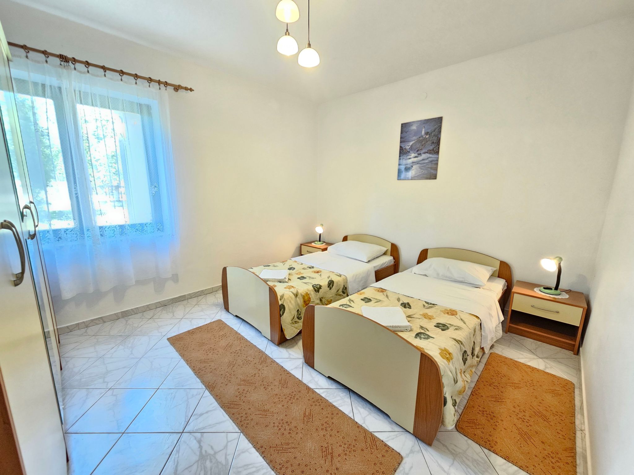 In Novi Vinodolski mit Grill, Terrasse und Garten-Drinnen