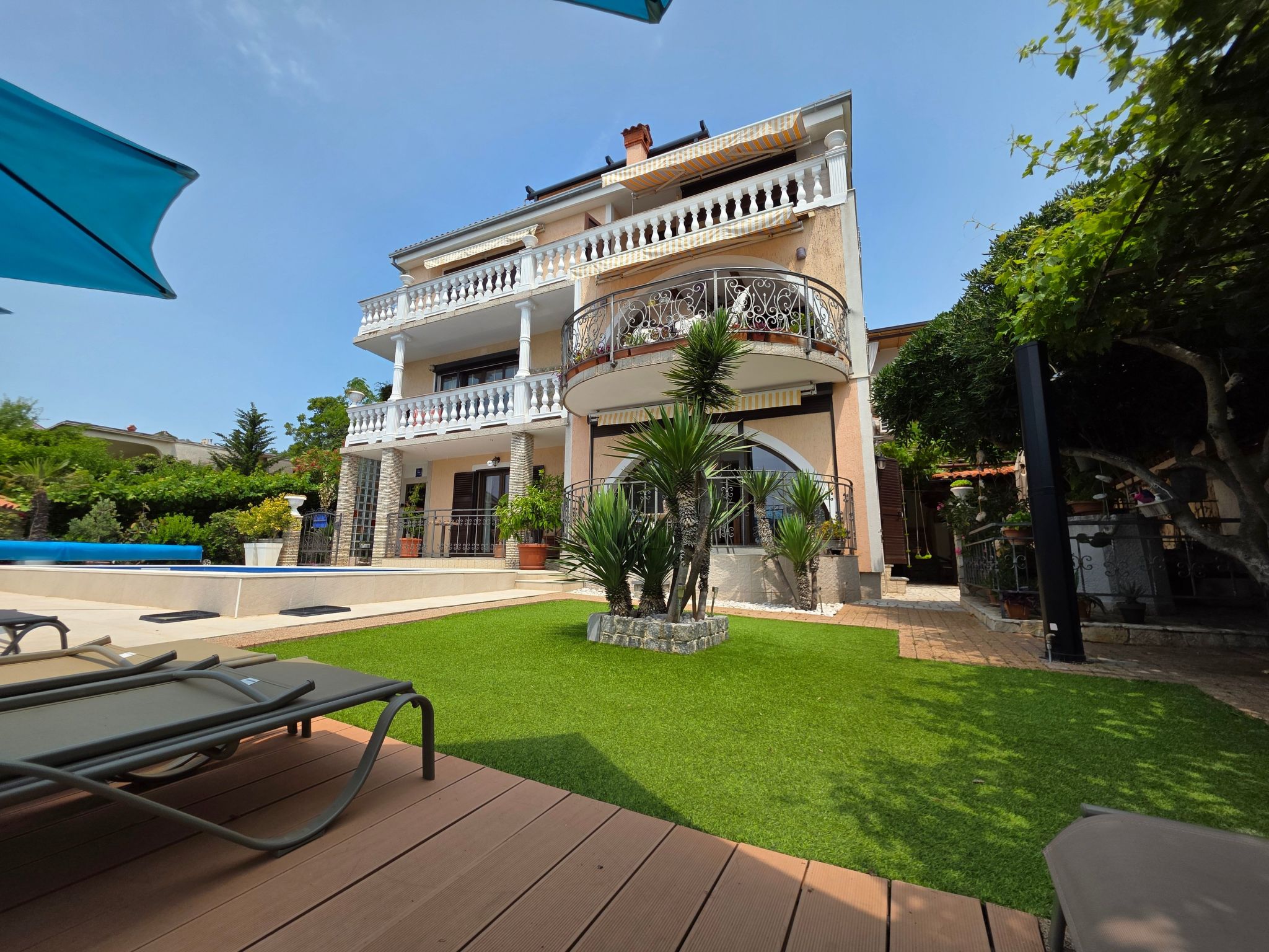 Appartement mit Balkon und Meerblick-Inside