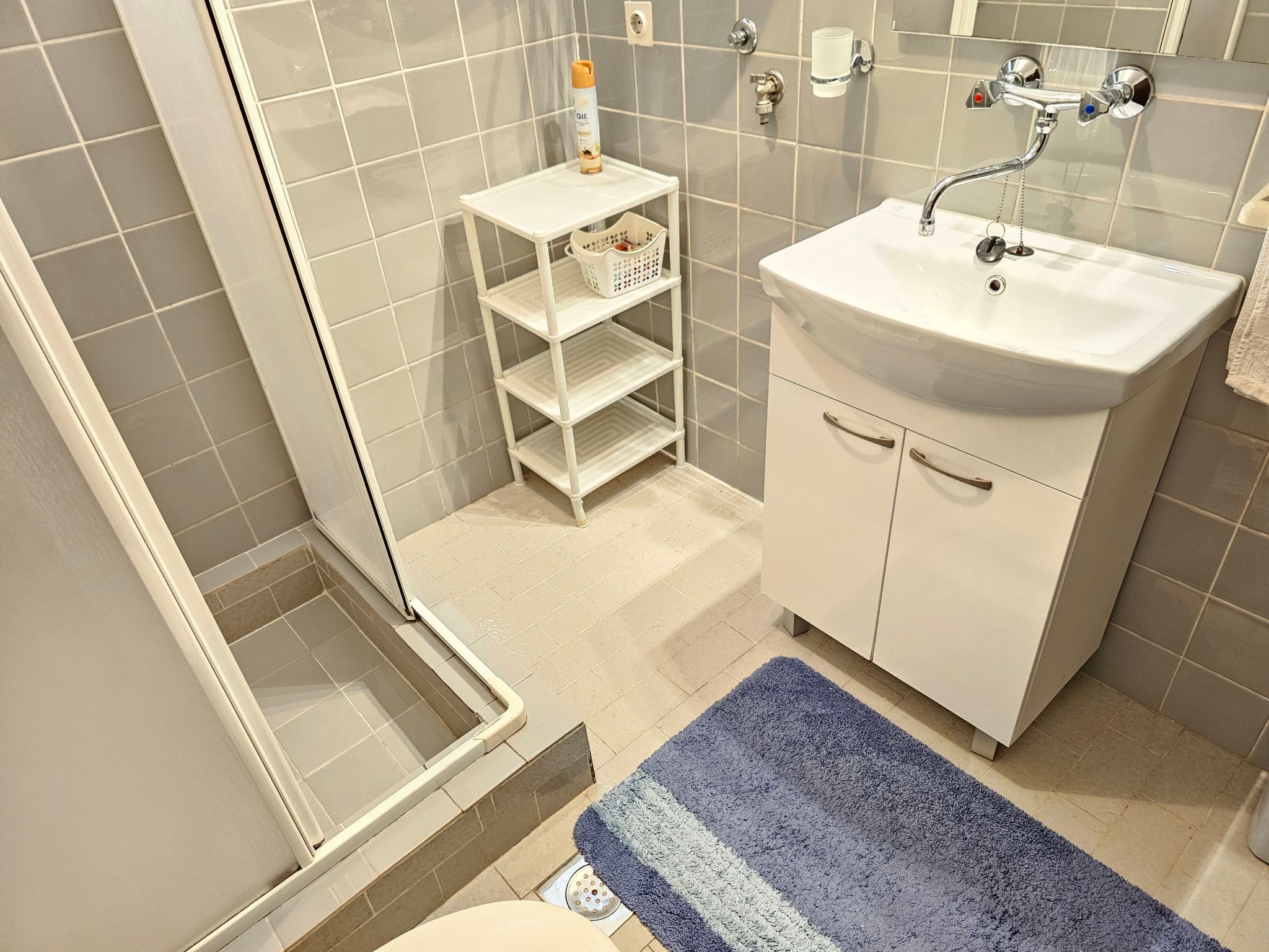 Appartement für 2-3 Personen mit Terrasse-Dedans