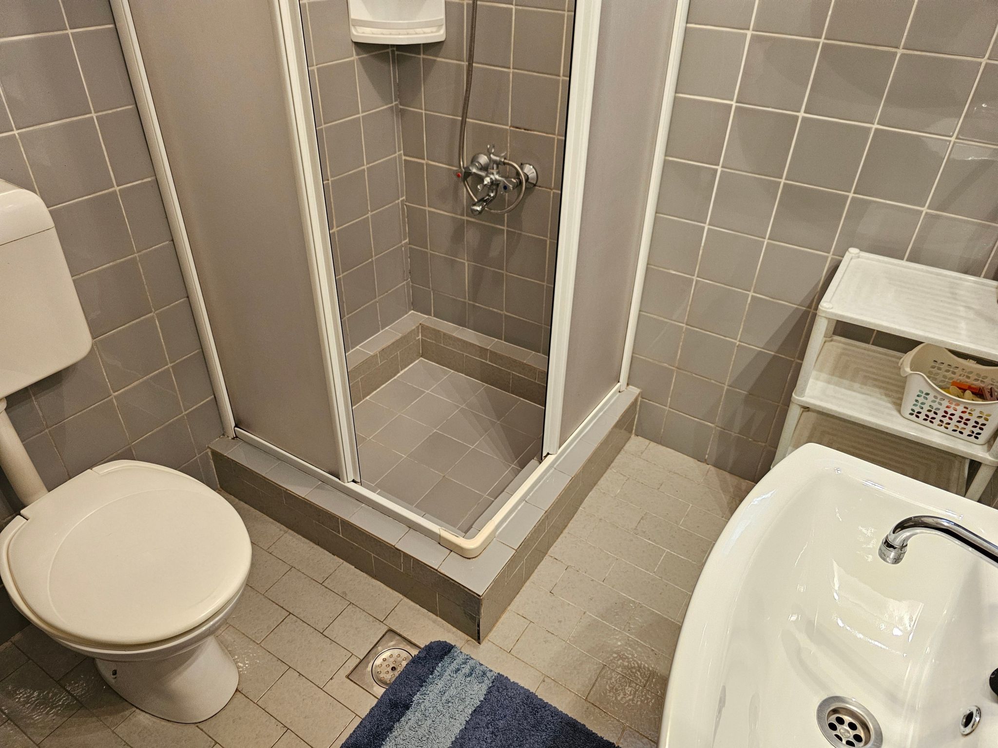 Appartement für 2-3 Personen mit Terrasse-Dedans