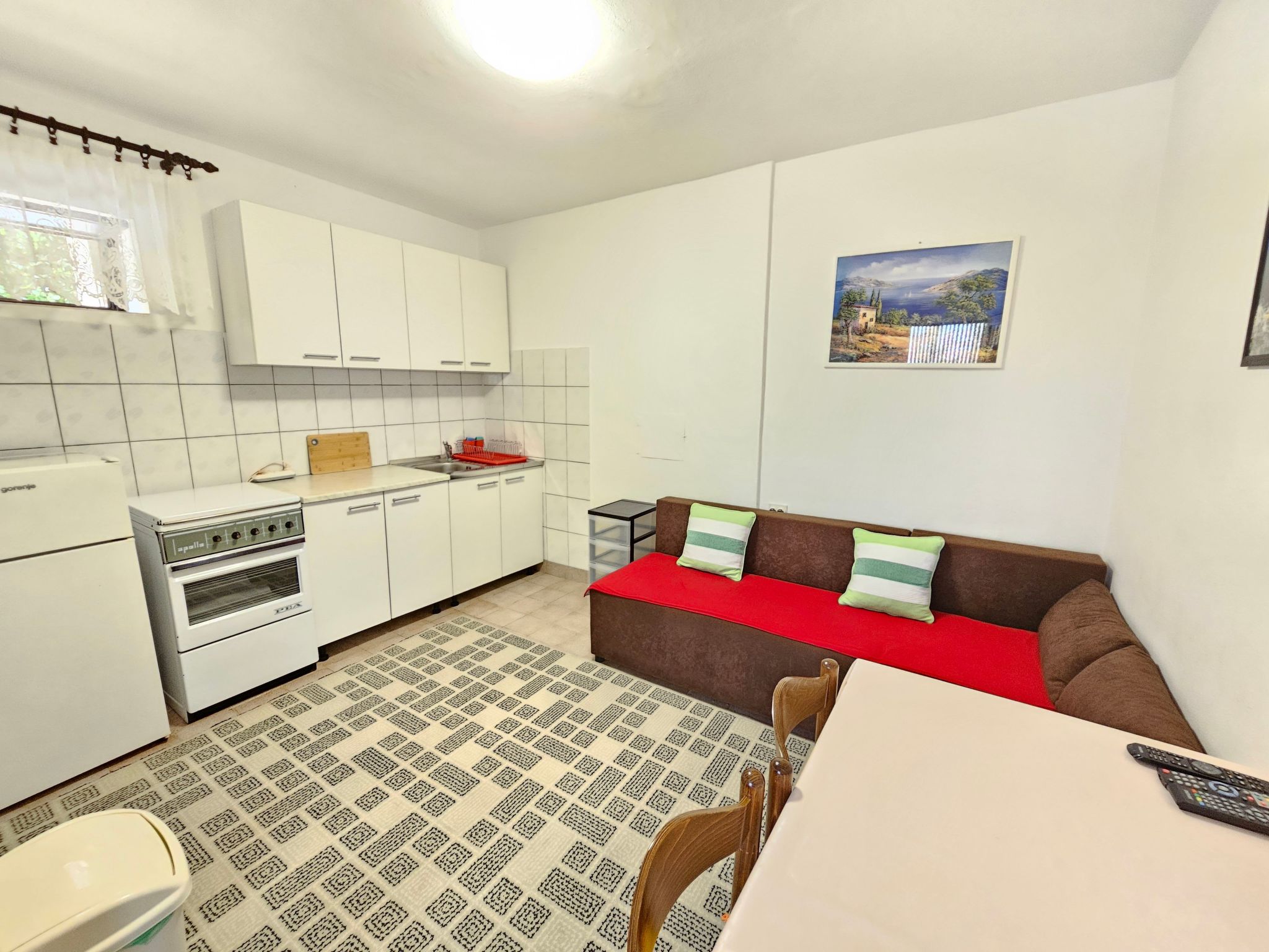 Appartement für 2-3 Personen mit Terrasse-Dedans