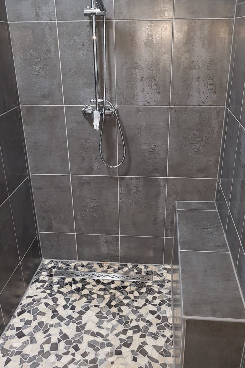 Wohnung für 4 Pers. mit Balkon, tolle Lage-Binnen