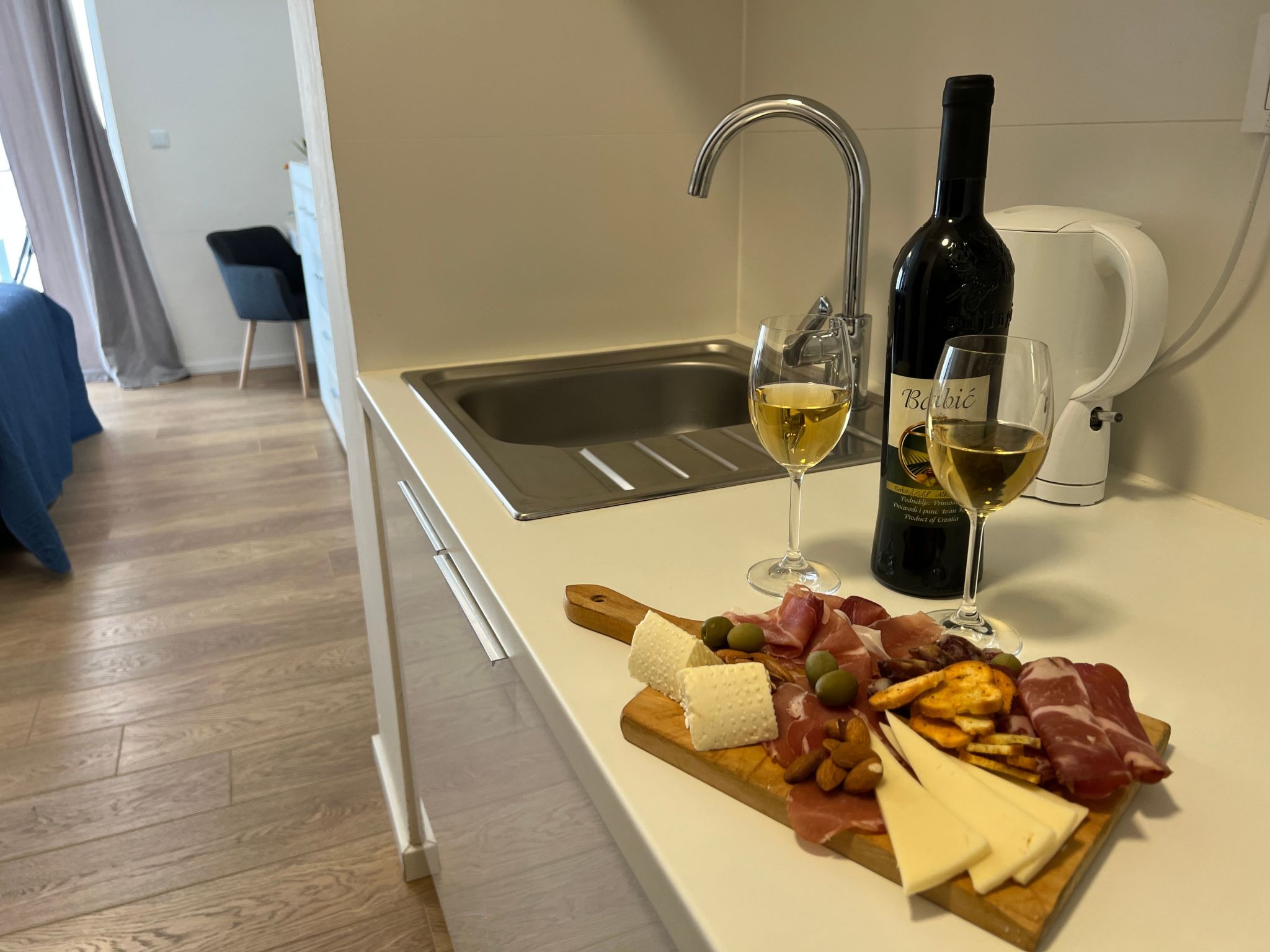 Studio-Wohnung am Meer Marina Mel-Drinnen