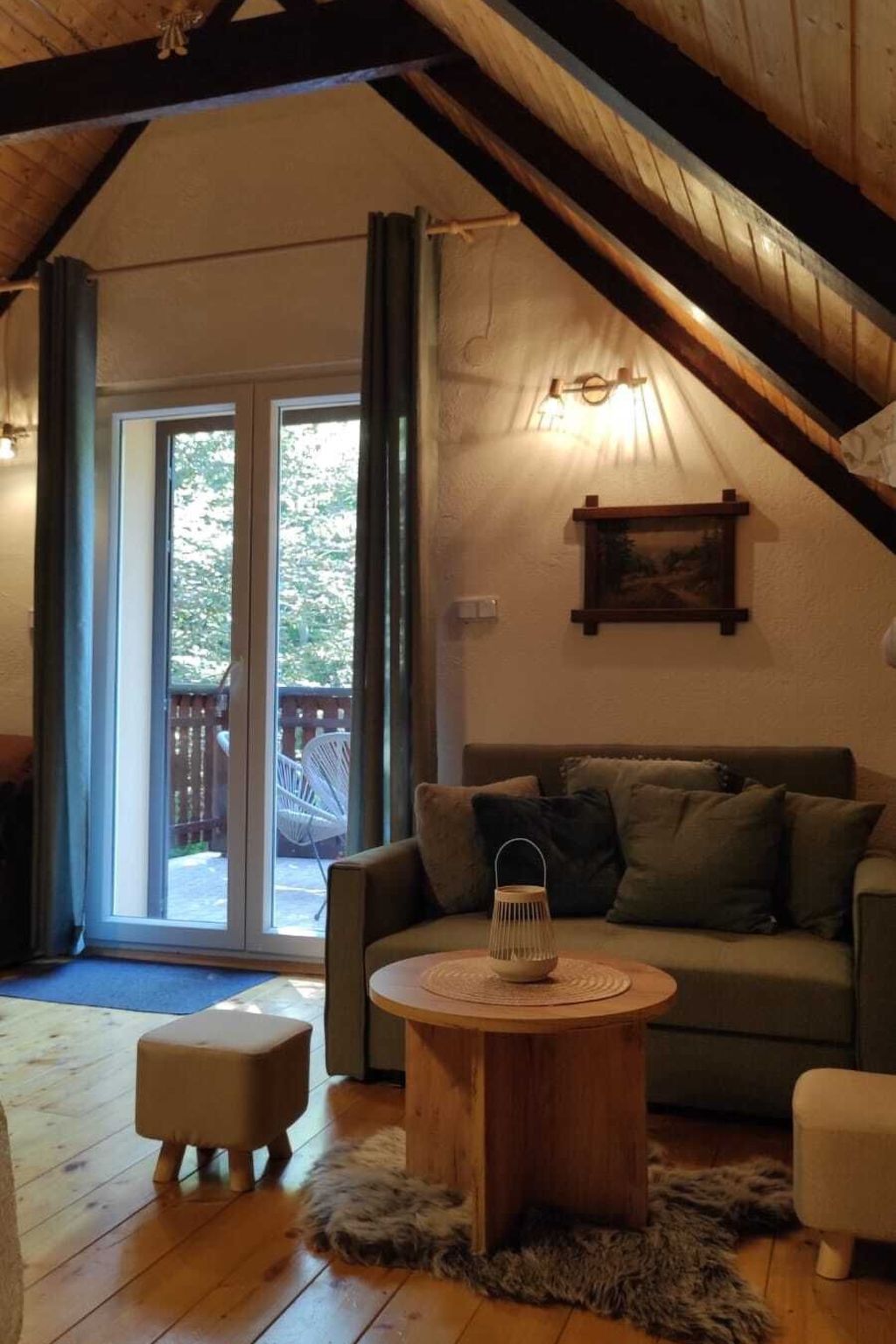 Idyllic holiday home-Image-tags.info