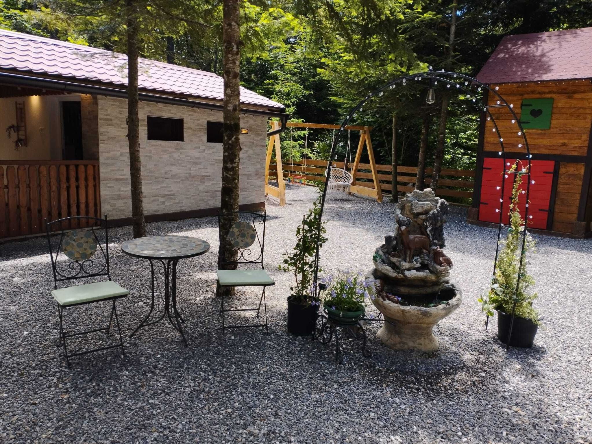 Idyllic holiday home-Image-tags.info