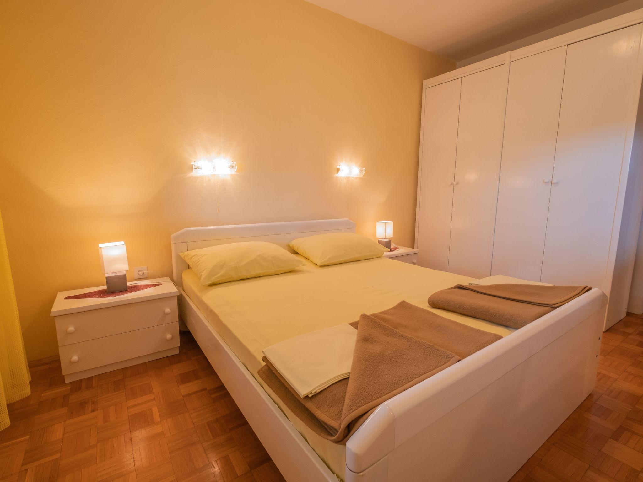 1820396-Image-tags.info