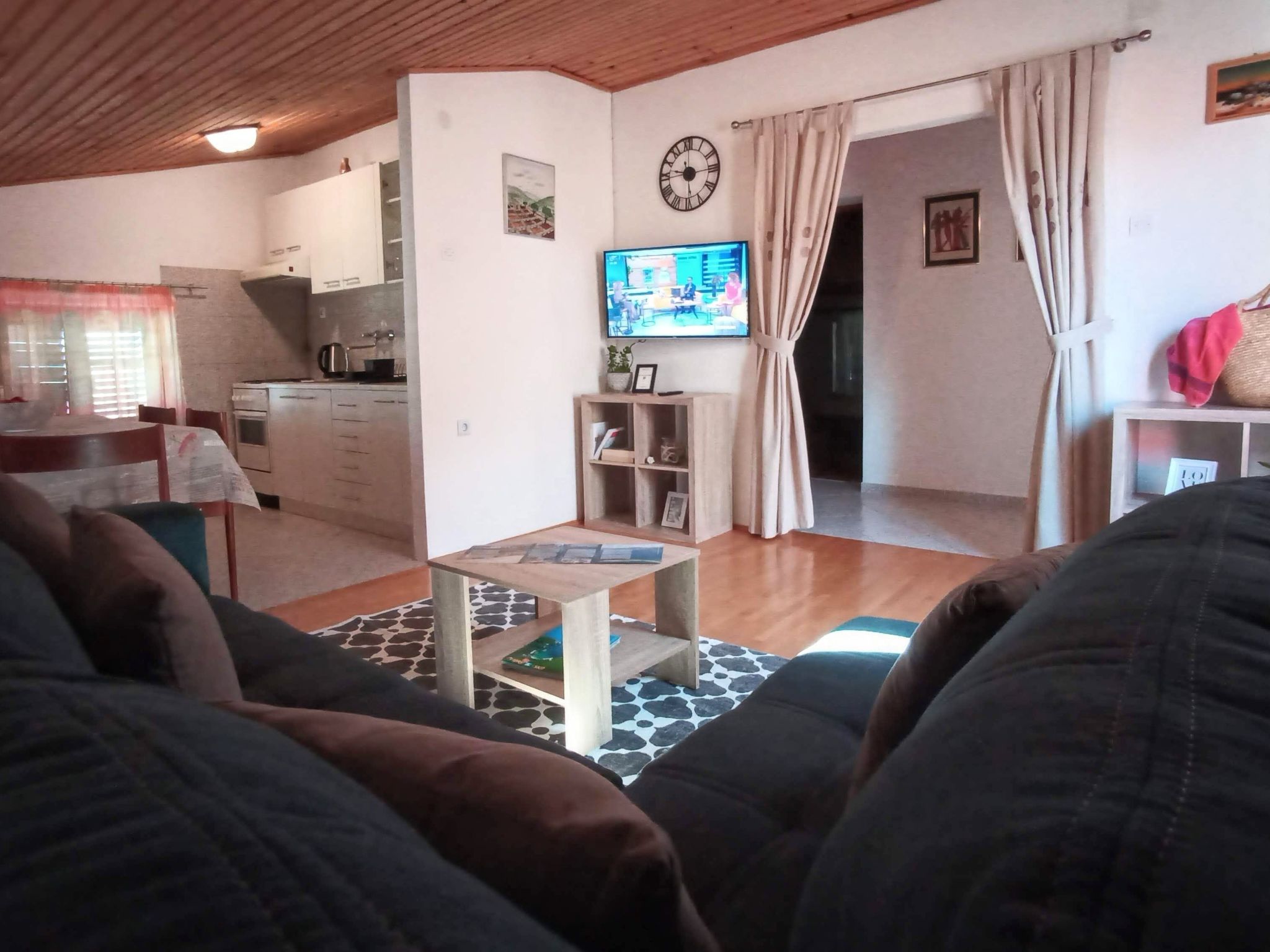 Wohnung in Novi Vinodolski mit privatem Parkplatz-Drinnen