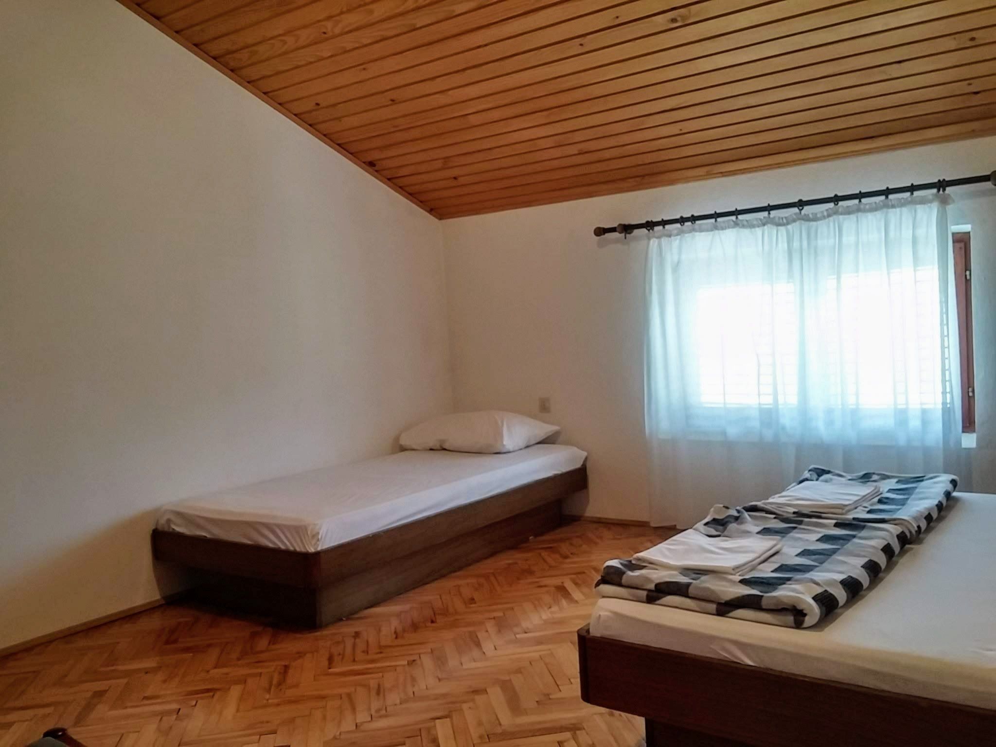 Wohnung in Novi Vinodolski mit privatem Parkplatz-Drinnen