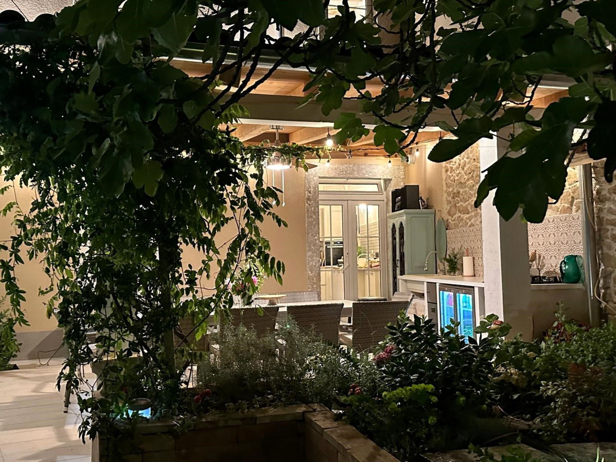 Villa "Cotton House" mit Schwimmbad-Inside