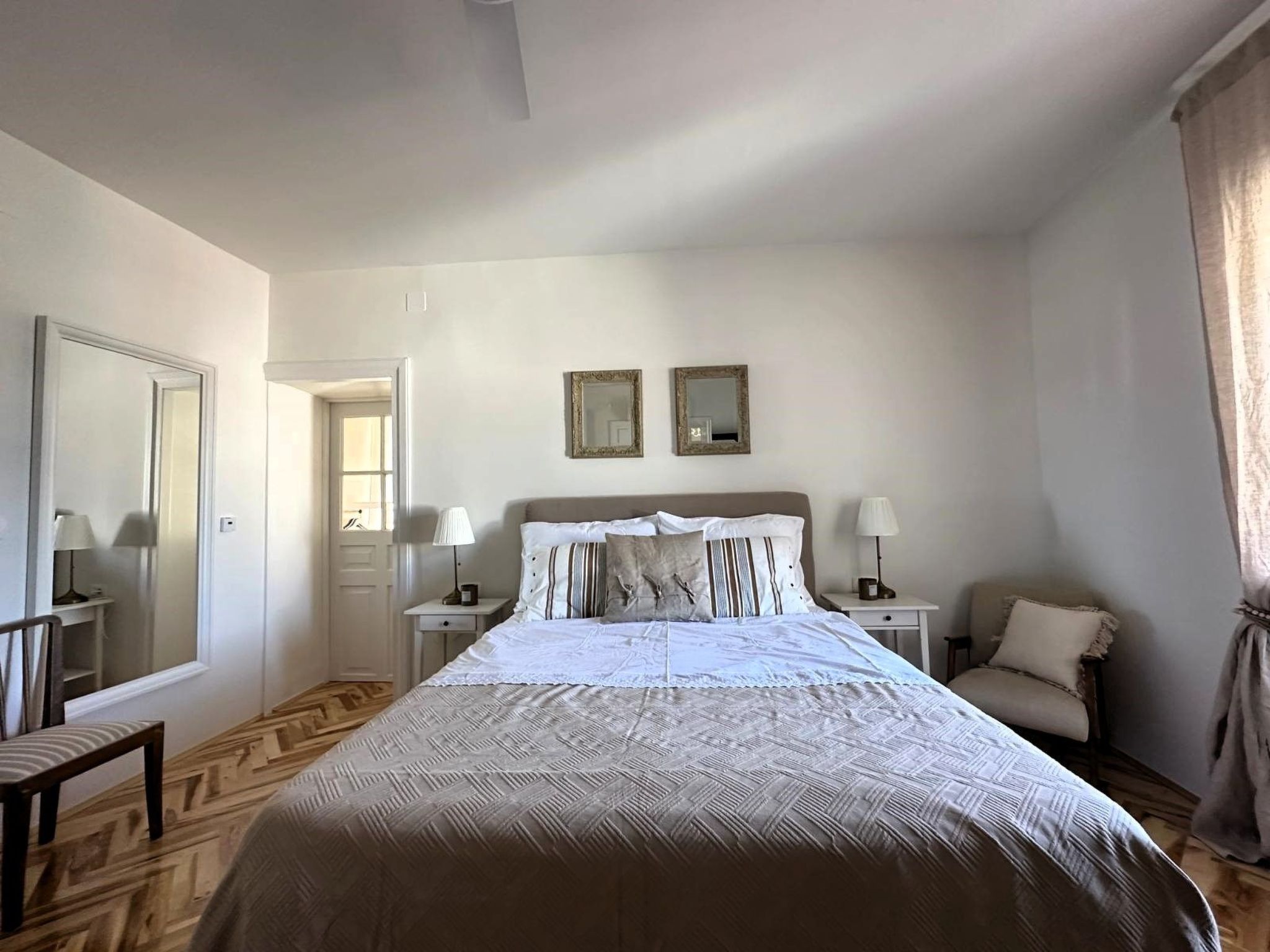 Villa "Cotton House" mit Schwimmbad-Inside