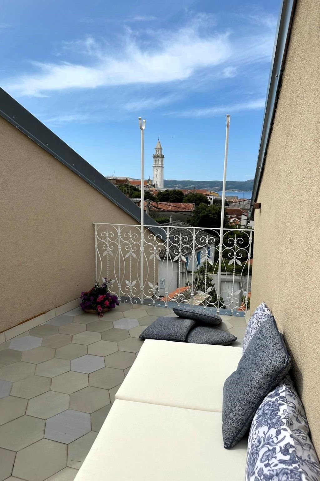 Villa "Cotton House" mit Schwimmbad-Inside