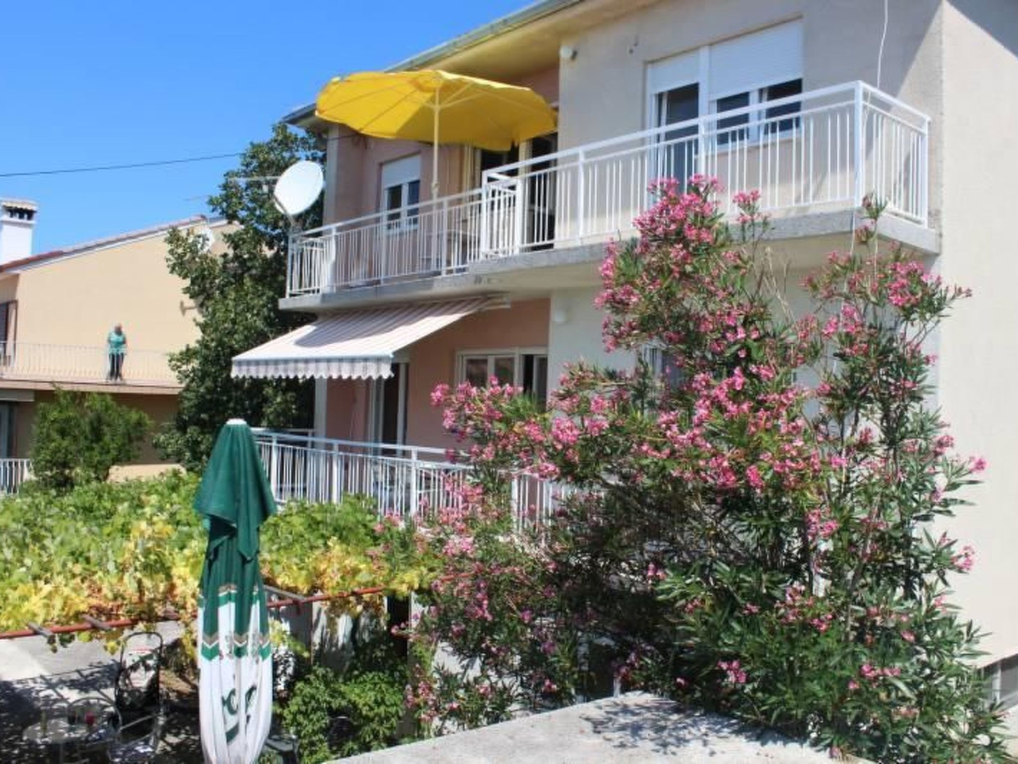 Wohnung "Adriana" mit Terrasse-Outside