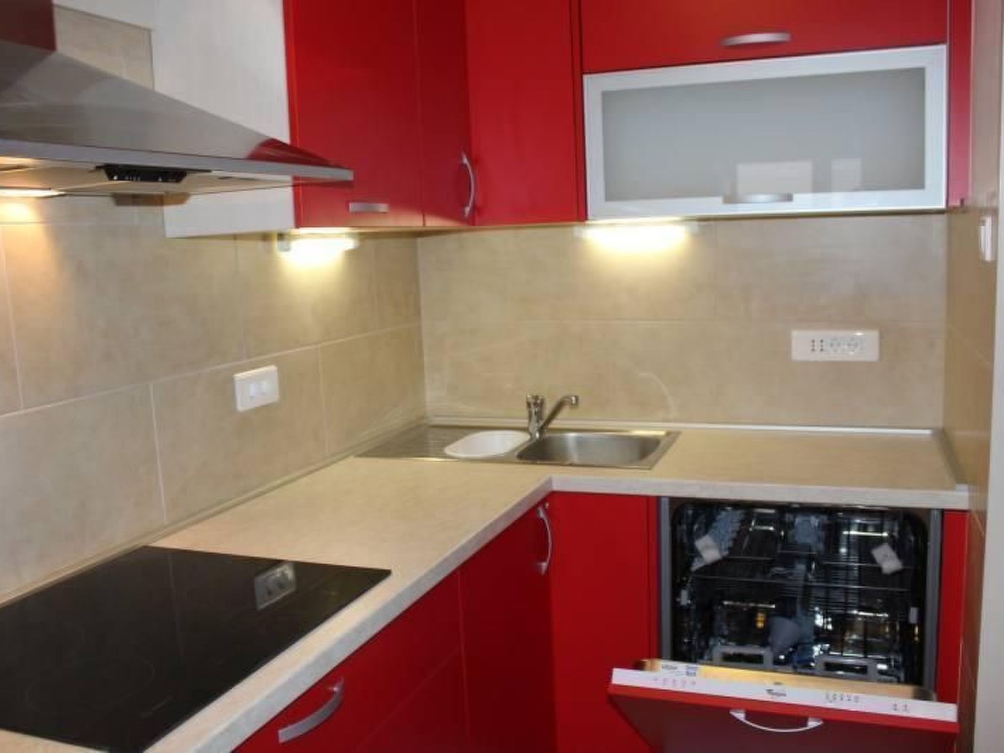 "Adriana" mit Blick auf das Wasser-Inside