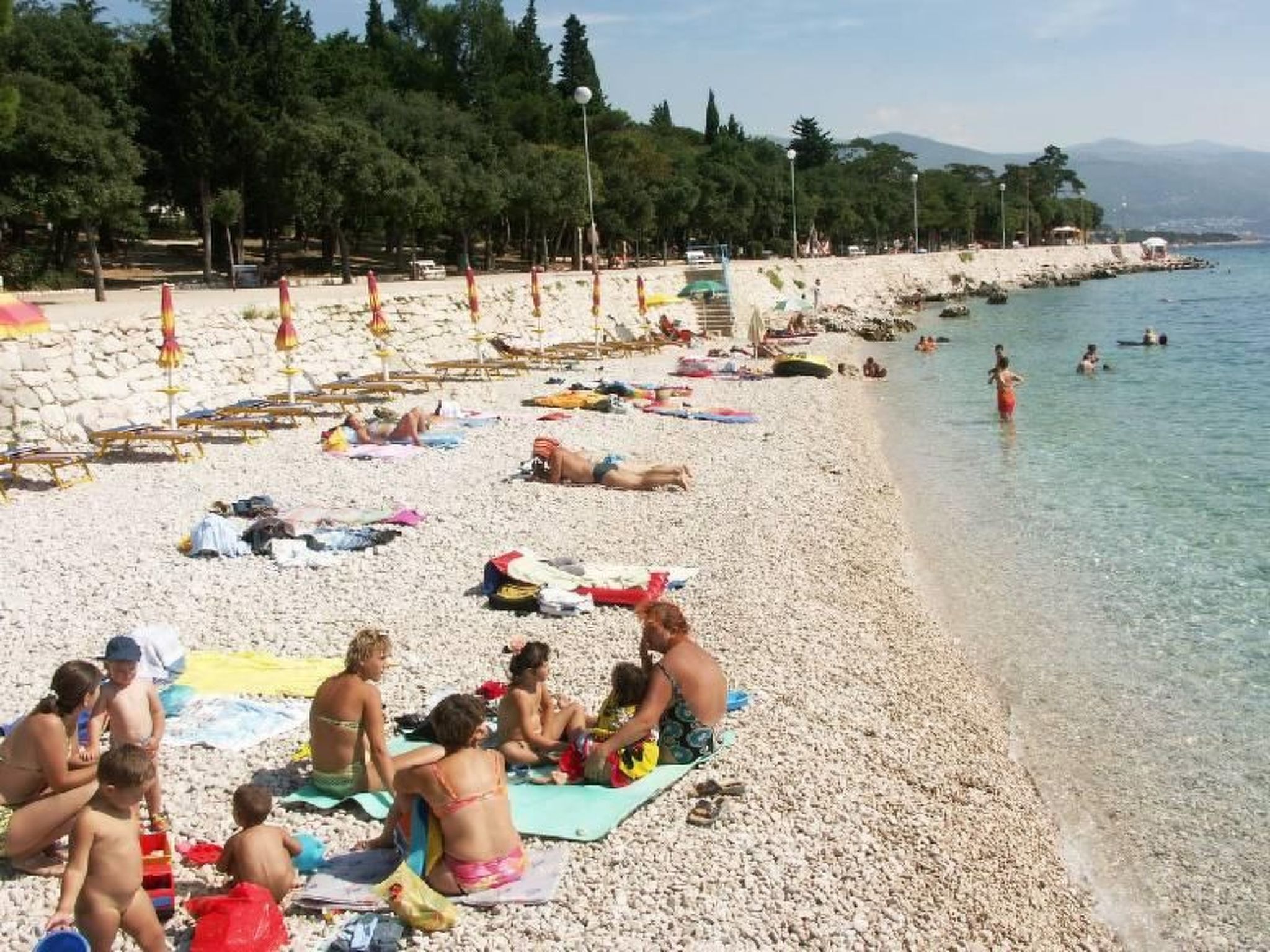 Wohnung in Novi Vinodolski mit Gemeinsamem Garten-Outside