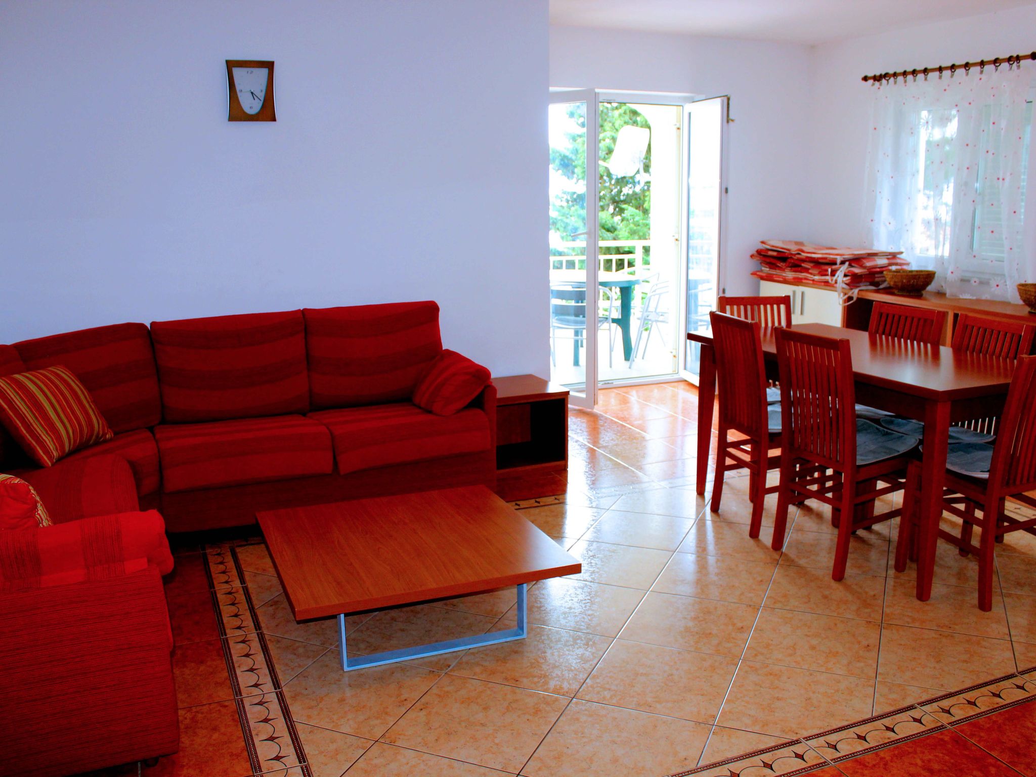 "Bribirska Obala" direkt am Strand-Dedans