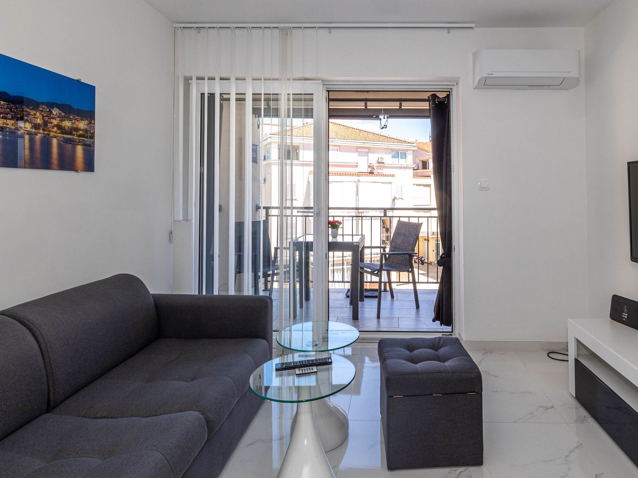 App Studio-Image-tags.info