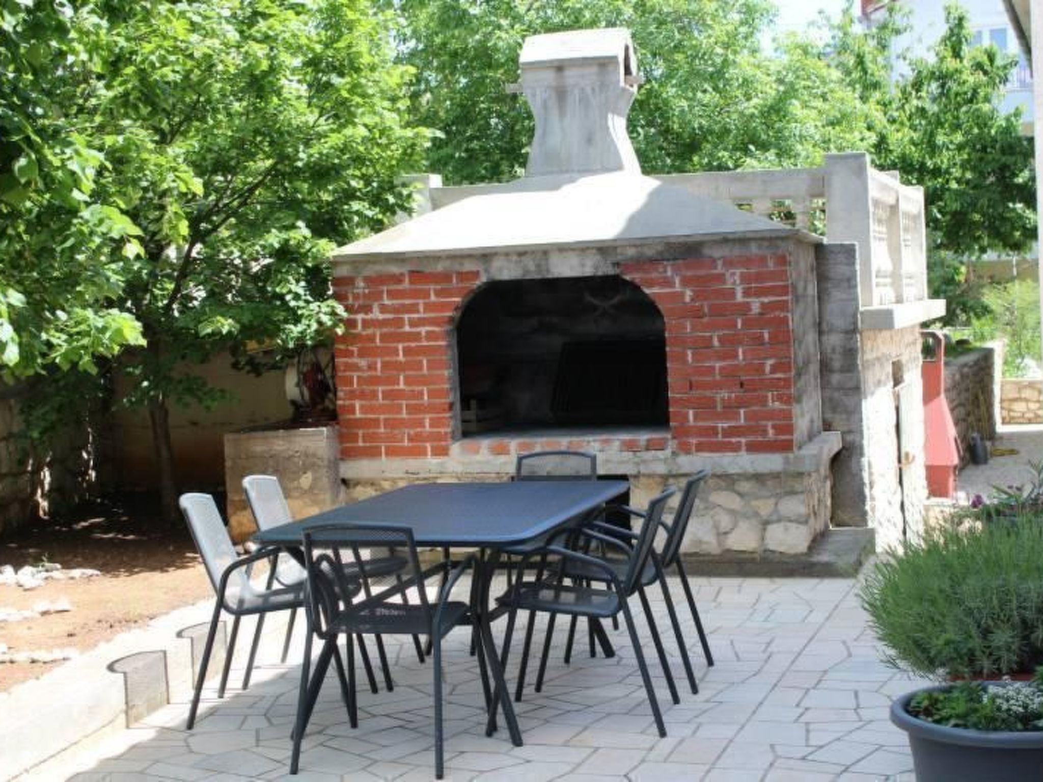 Wohnung "Marin Mataija" mit Blick auf das Wasser-Outside