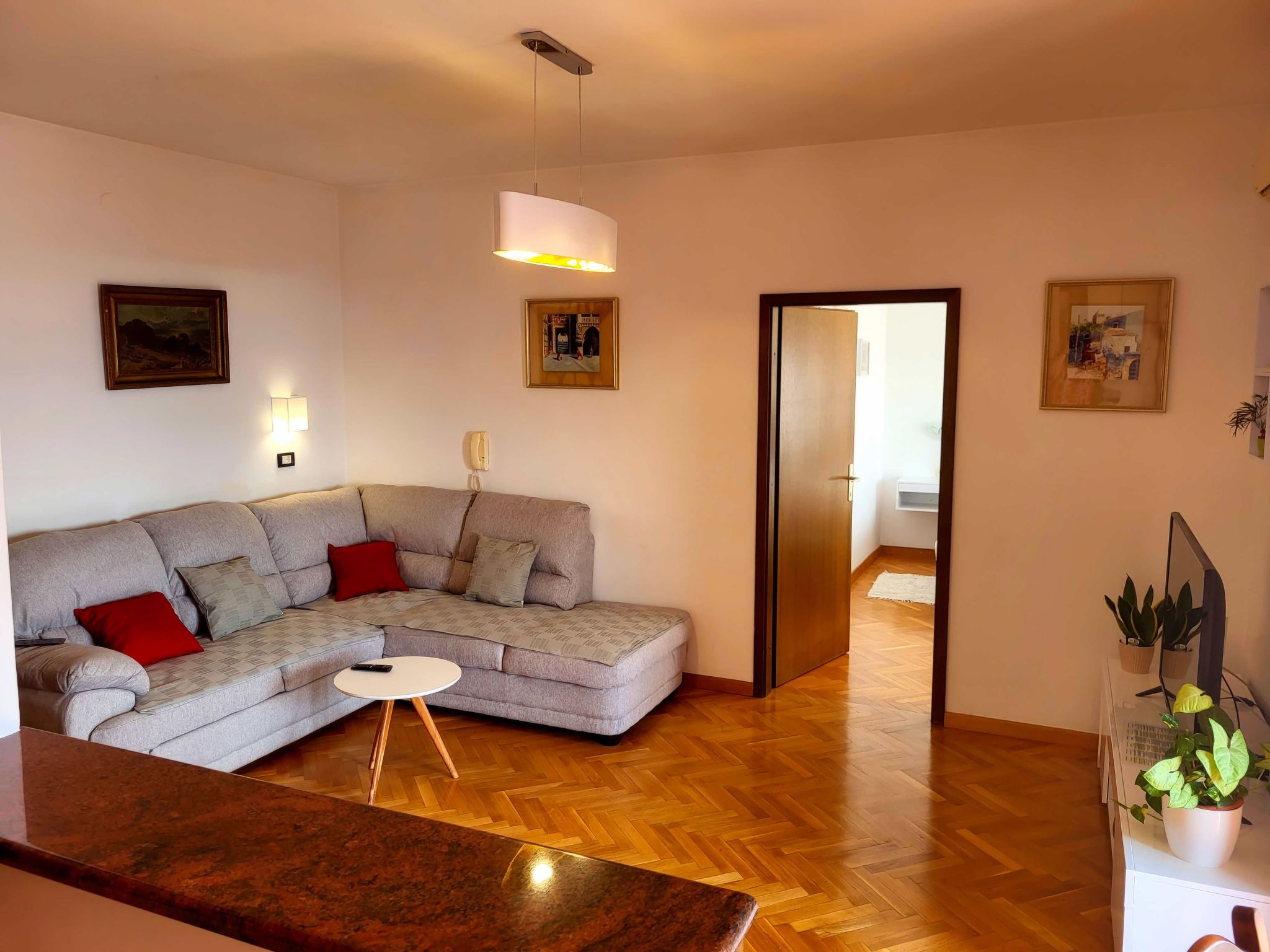 Meerblick-Wohneinheit  8 Personen am Zentrumsrand-Dedans