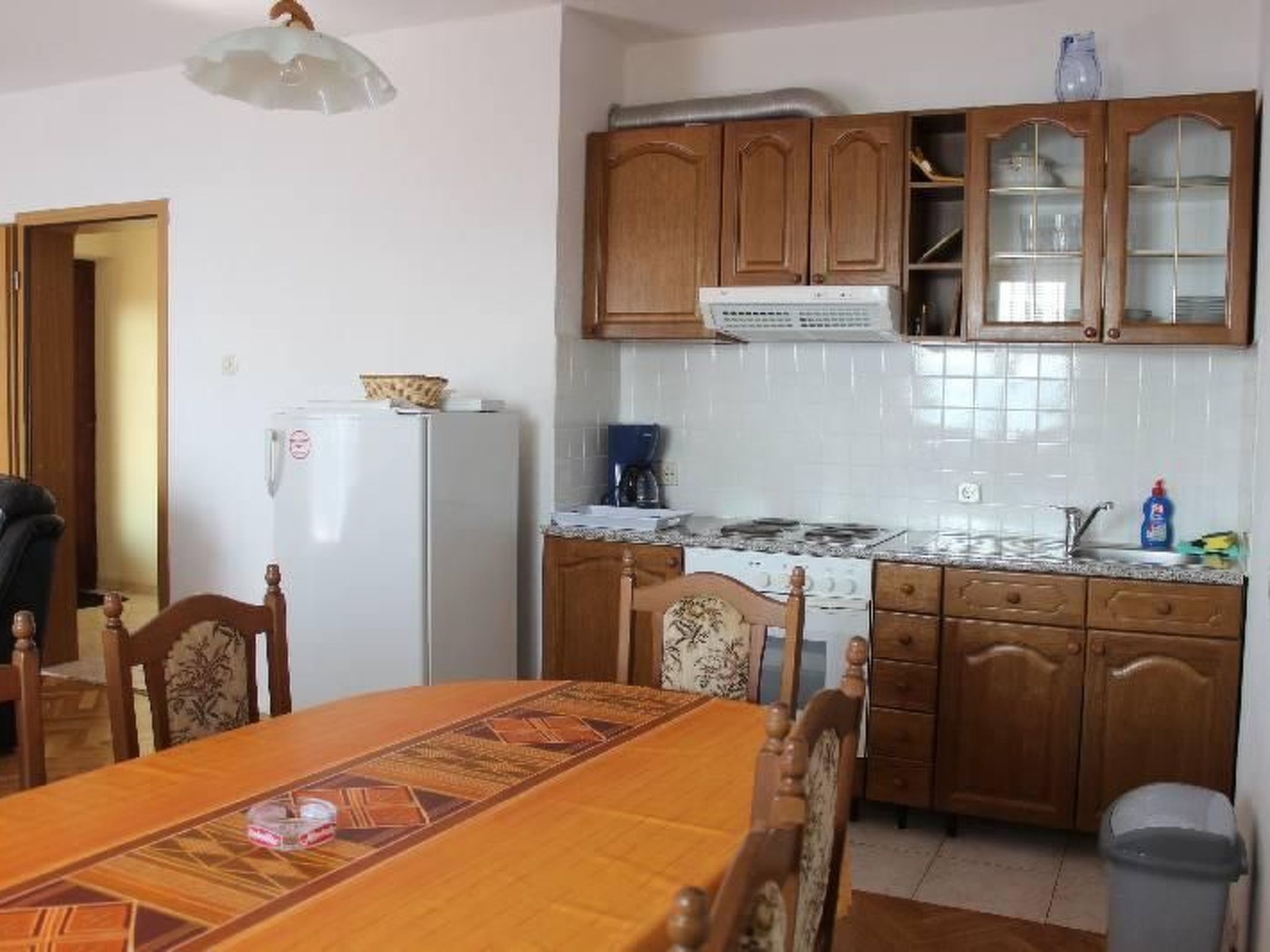 "Manda 2" mit Blick auf das Wasser-Image-tags.info