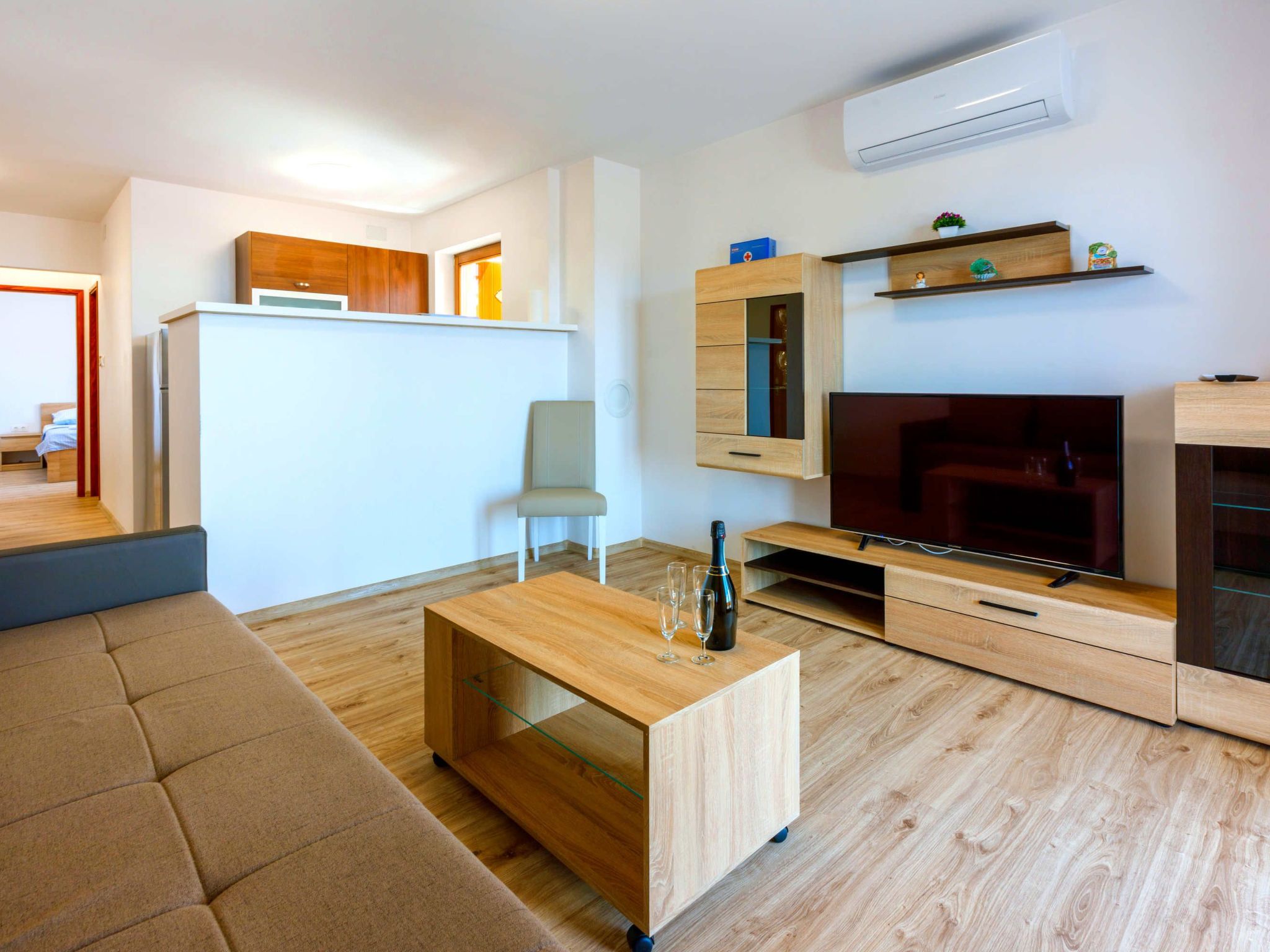 FeWo mit privatem Balkon und Gemeinschaftspool