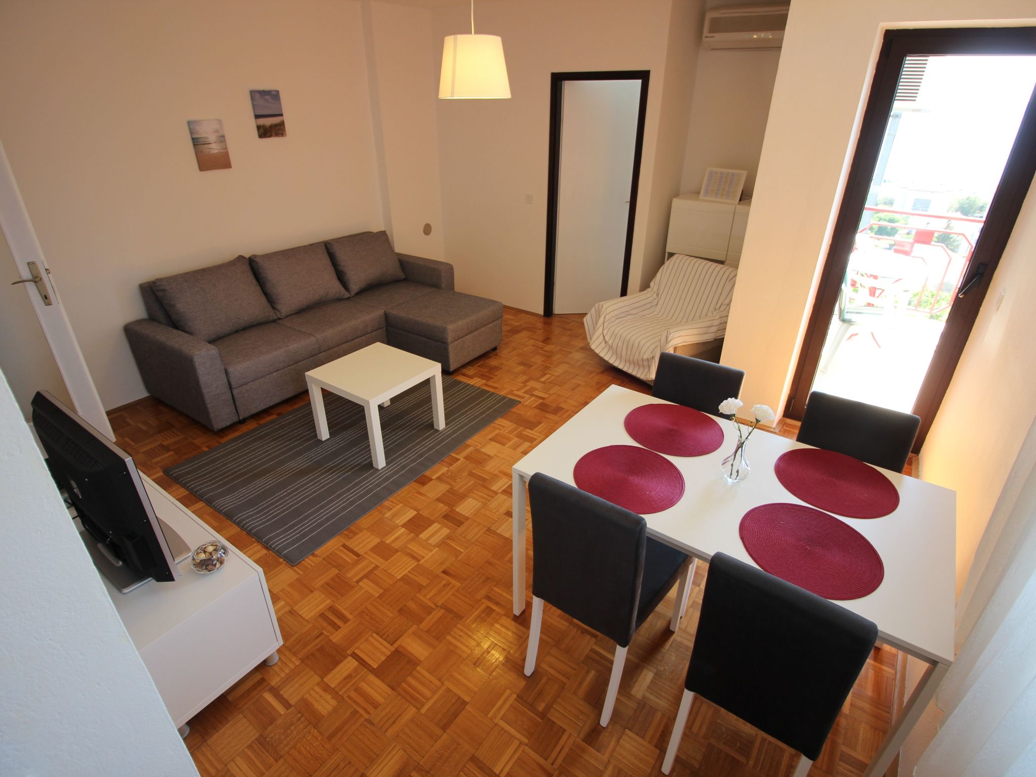 Apartment für zwei Erwachsene und zwei Kinder-Drinnen