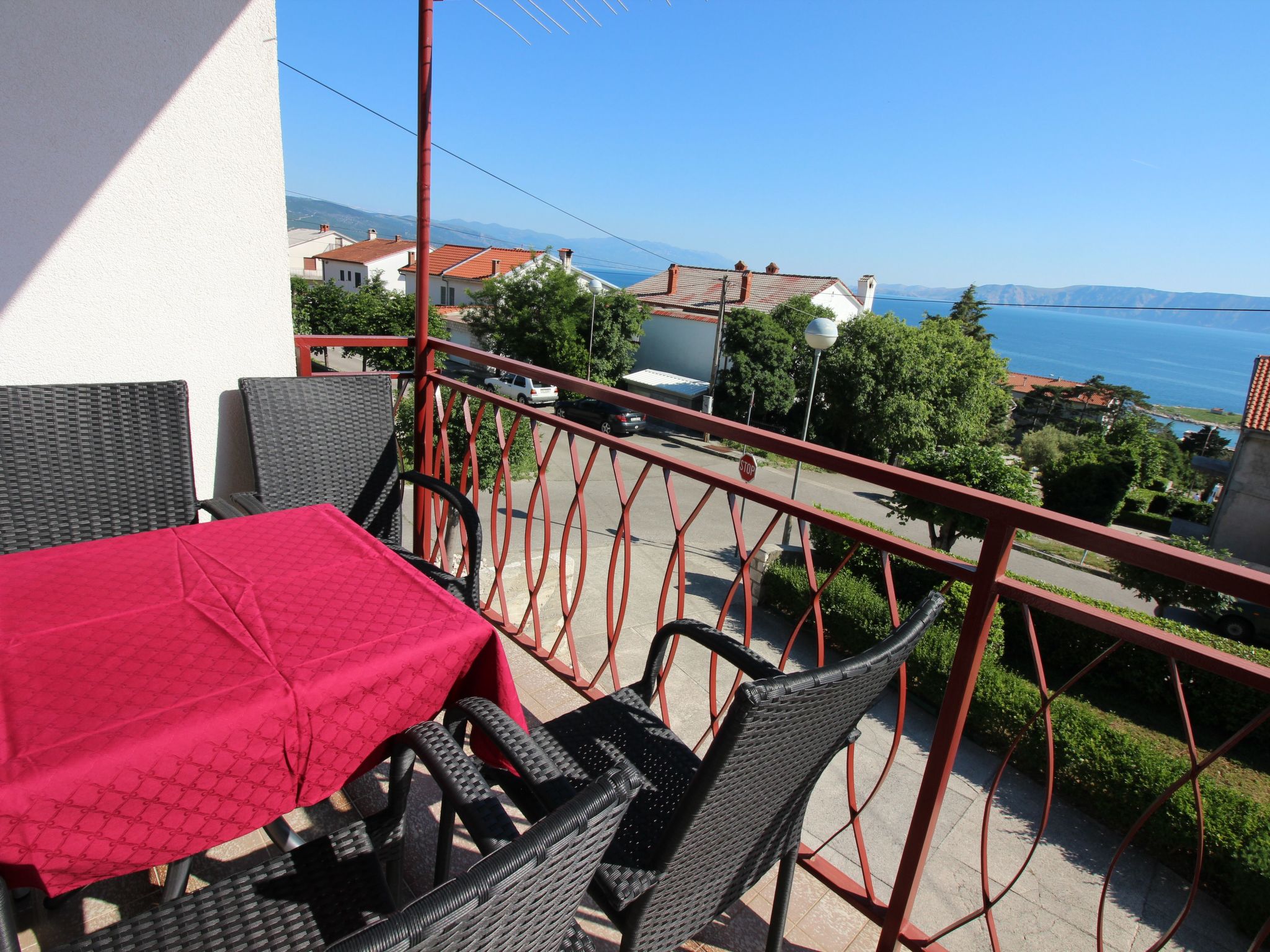 Wohnung in Novi Vinodolski mit Parkplatz, wi fi, — Terrace (5 of 31)