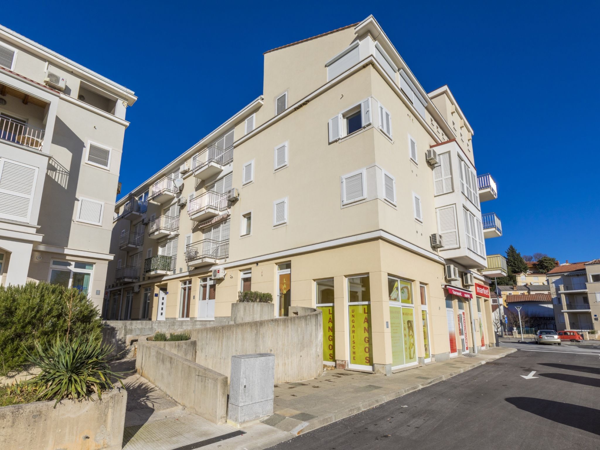 Vlatka / HR-10196-01