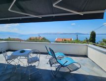 Zimmer für 2, mit Terrasse und Meerblick, ohne Küche