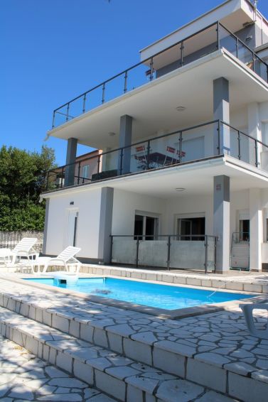 Appartement Mit Terrasse, Meerblick, Jacuzzi, Außenpool - Novi Vinodolski