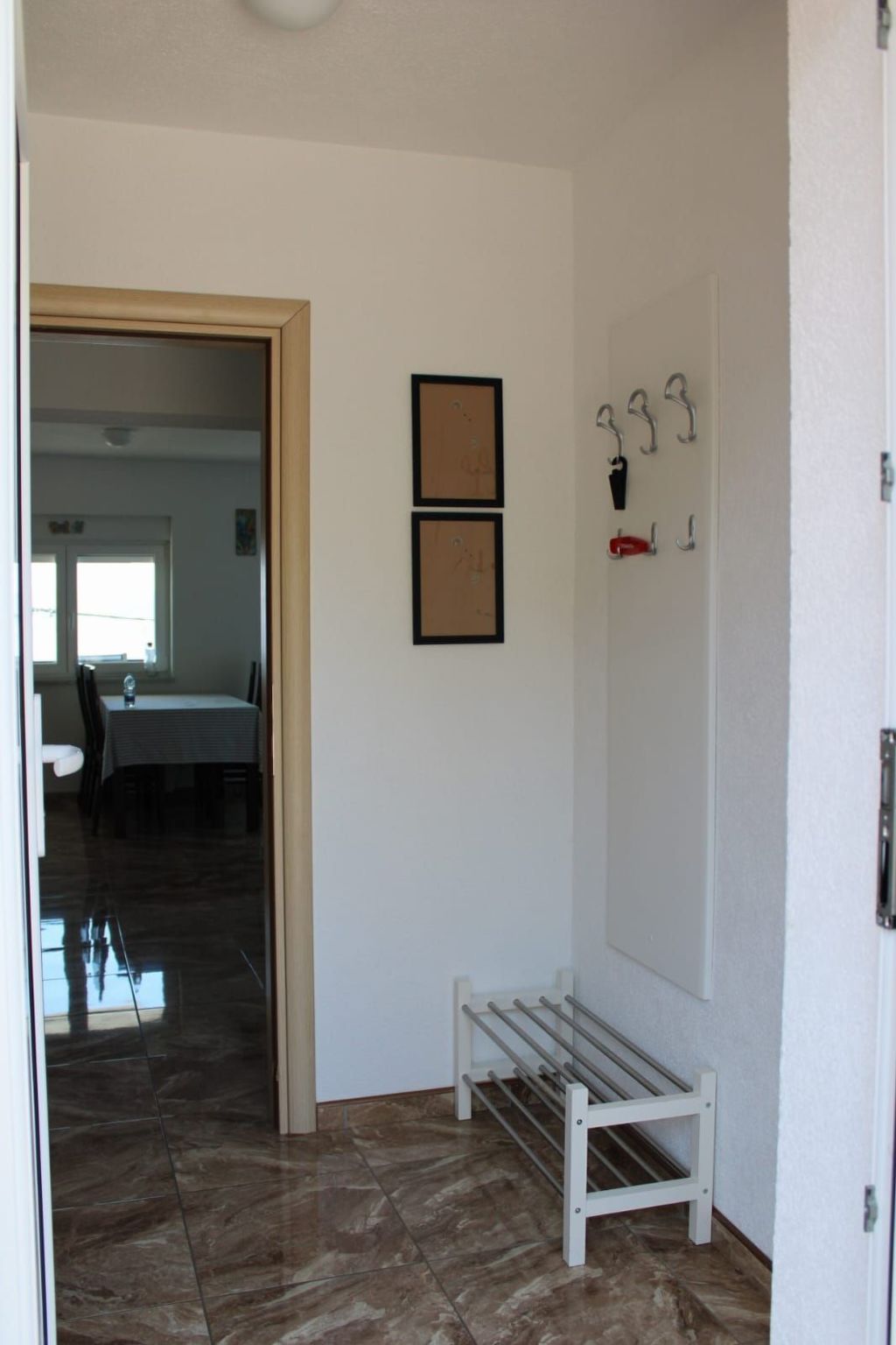 Appartement mit Terrasse, Meerblick, Jacuzzi, Außenpool-Binnen