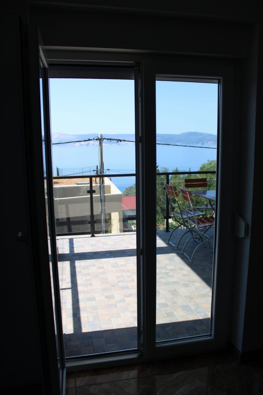 Appartement mit Terrasse, Meerblick, Jacuzzi, Außenpool-Binnen