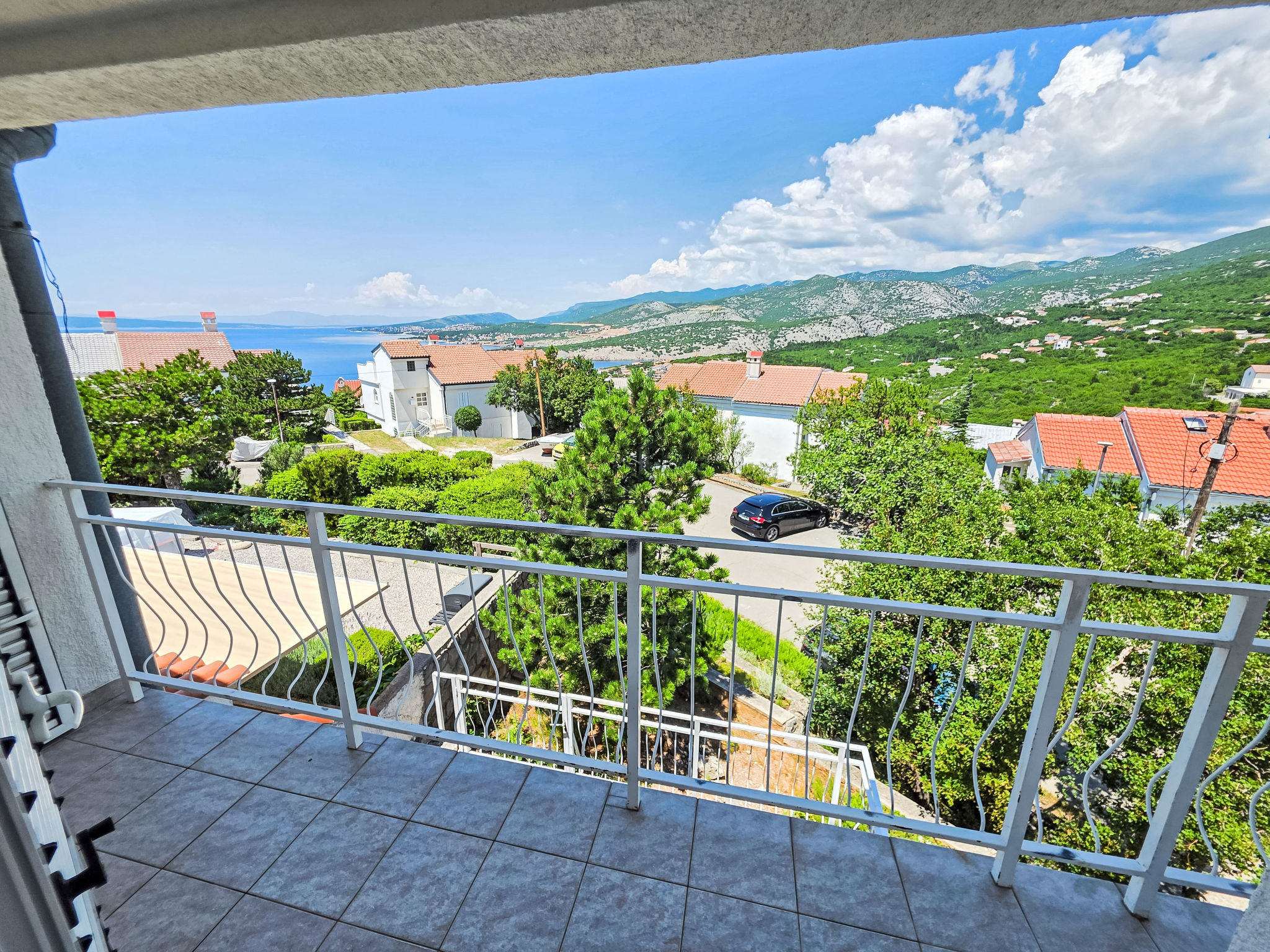 Mit Balkon