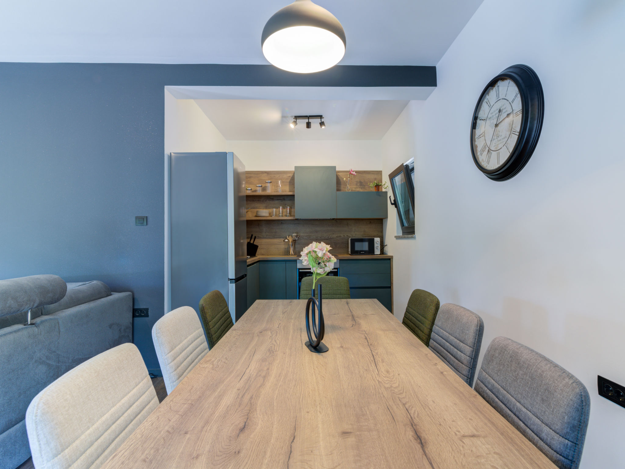 Kitchen / Dining Room