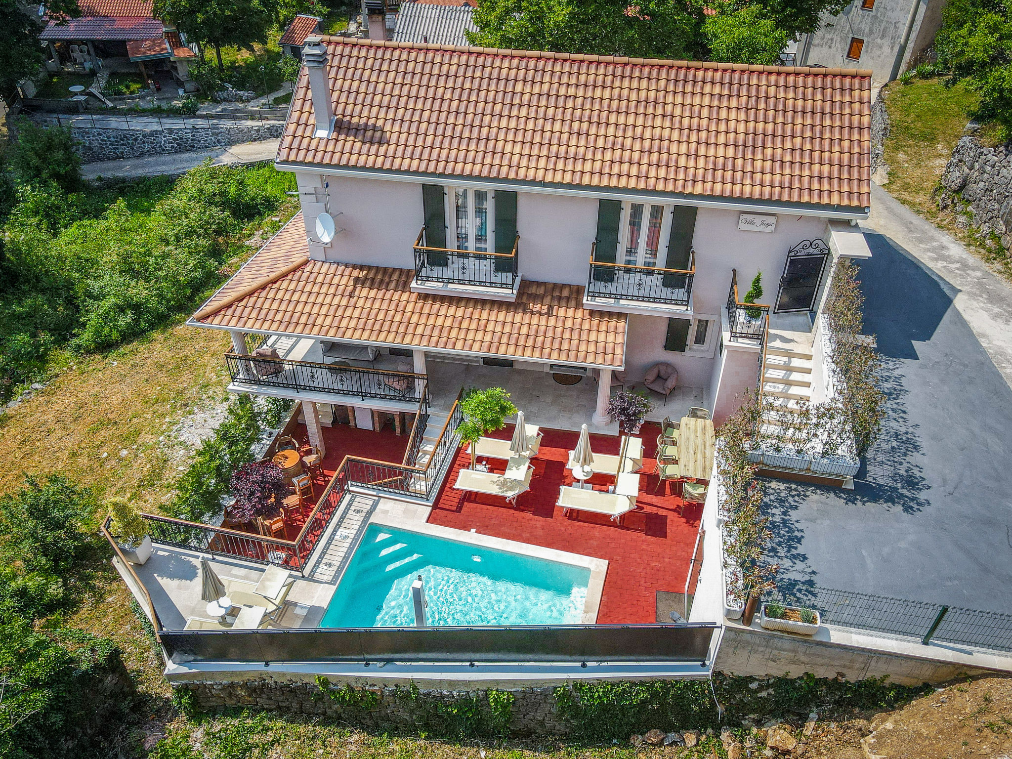 Vila Jurja-Buiten