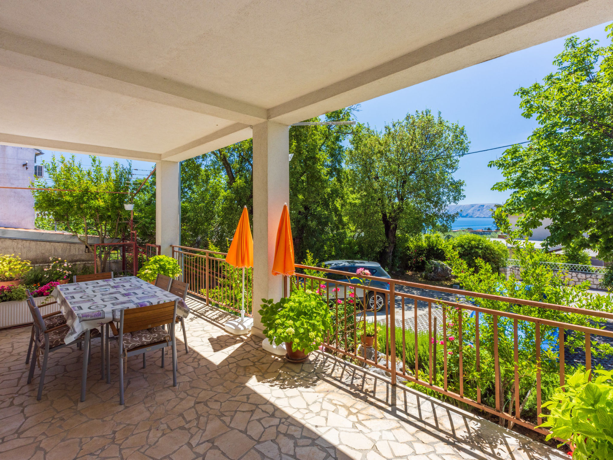 TUSTONJIC veliki / HR-10793-02 — Terrace (2 of 14)