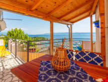 Romantisch appartement met zeezicht in Novi Vinodolski, 250m van het strand - thumbnail 4