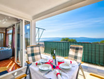Sfeervol appartement met zeezicht nabij strand Novi Vinodolski - thumbnail 3